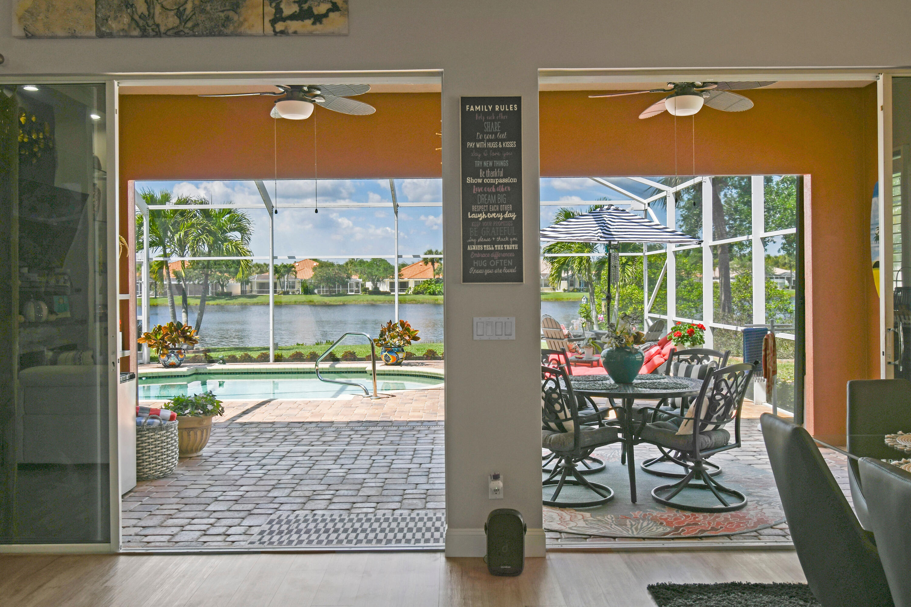 DOUBLE TREE - Residential