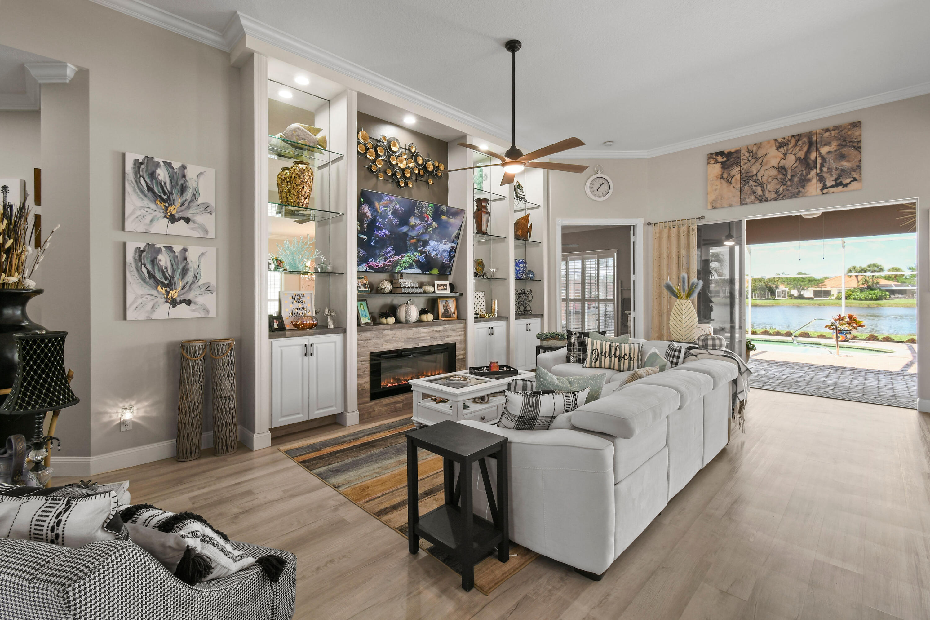 DOUBLE TREE - Residential