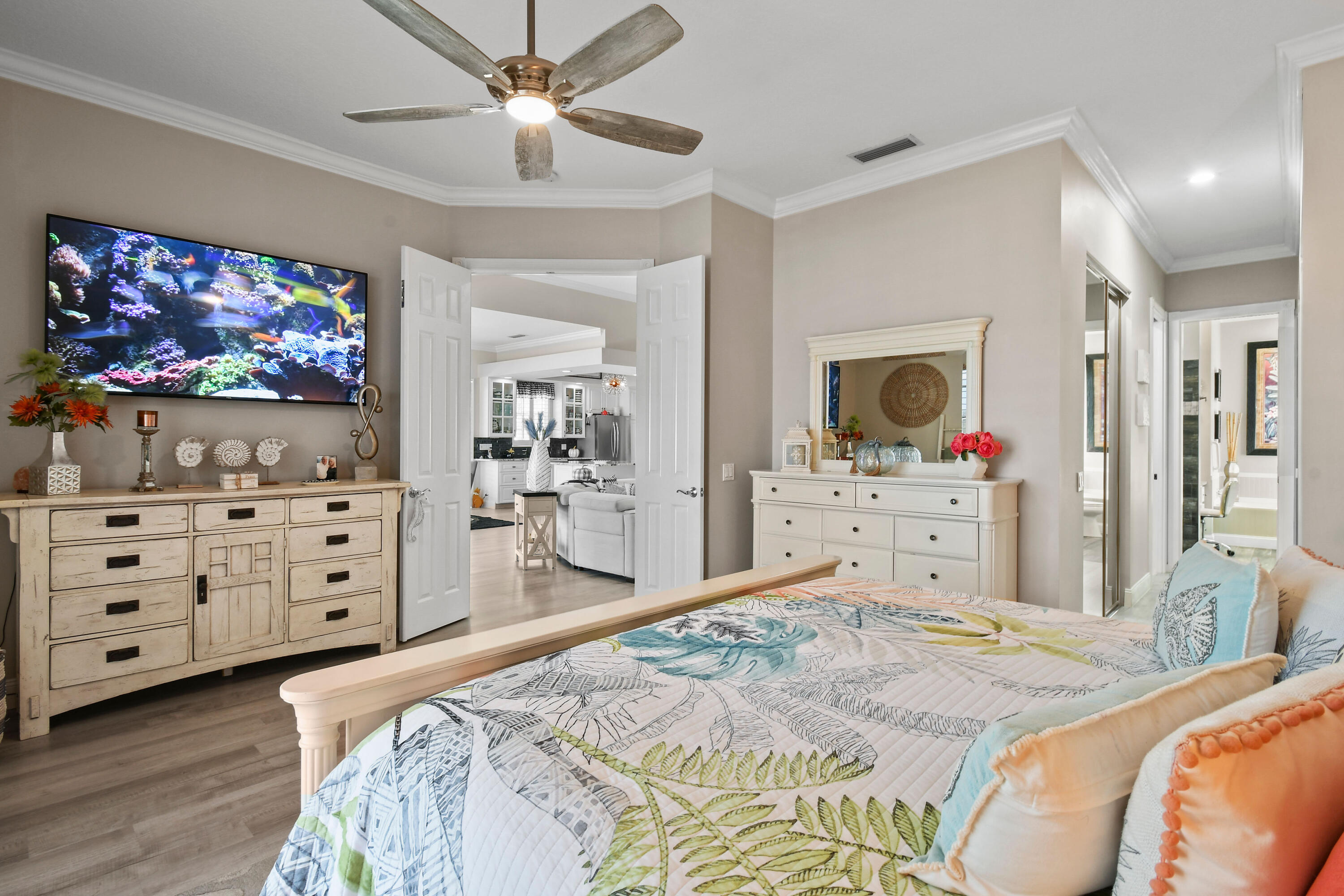 DOUBLE TREE - Residential