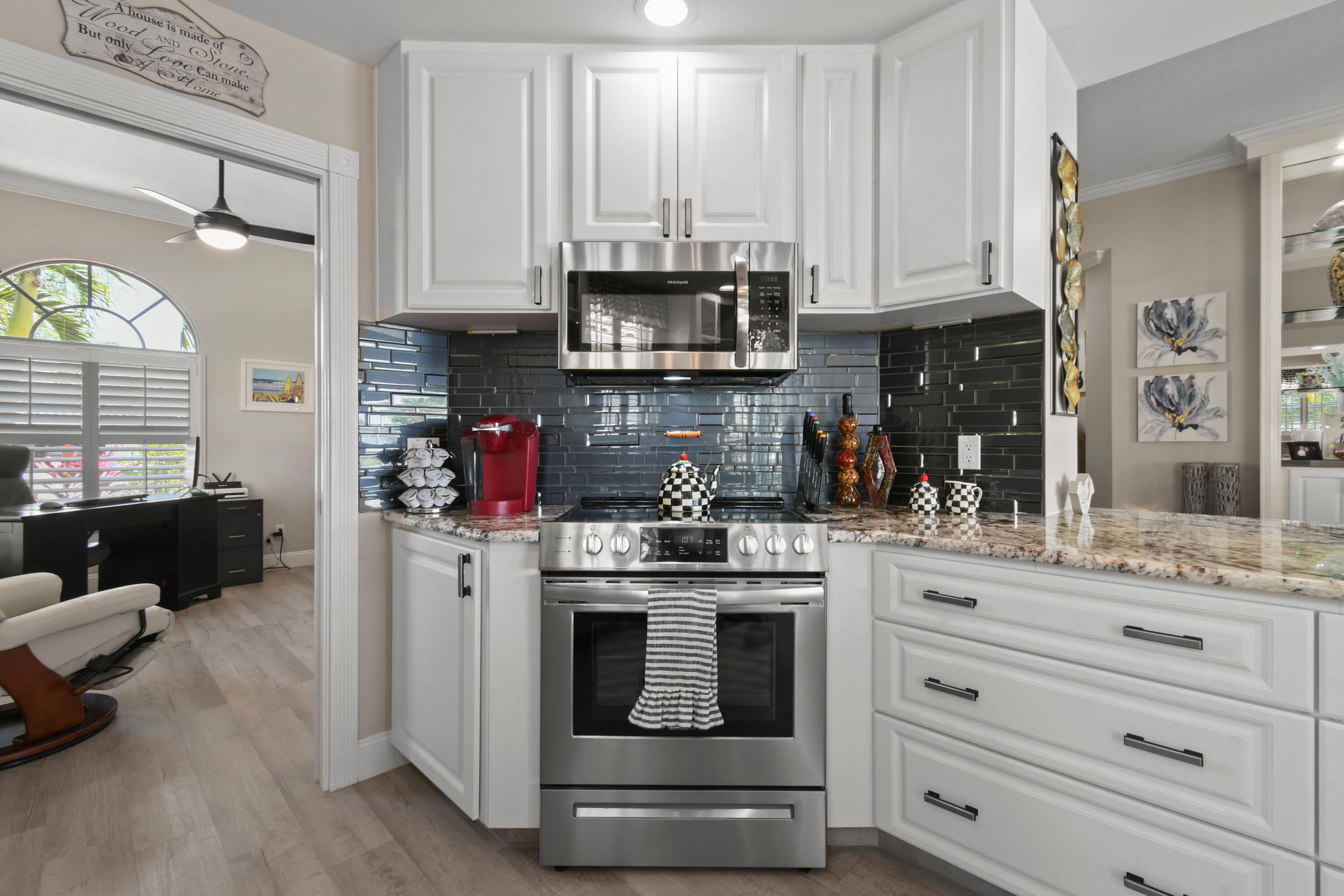 DOUBLE TREE - Residential