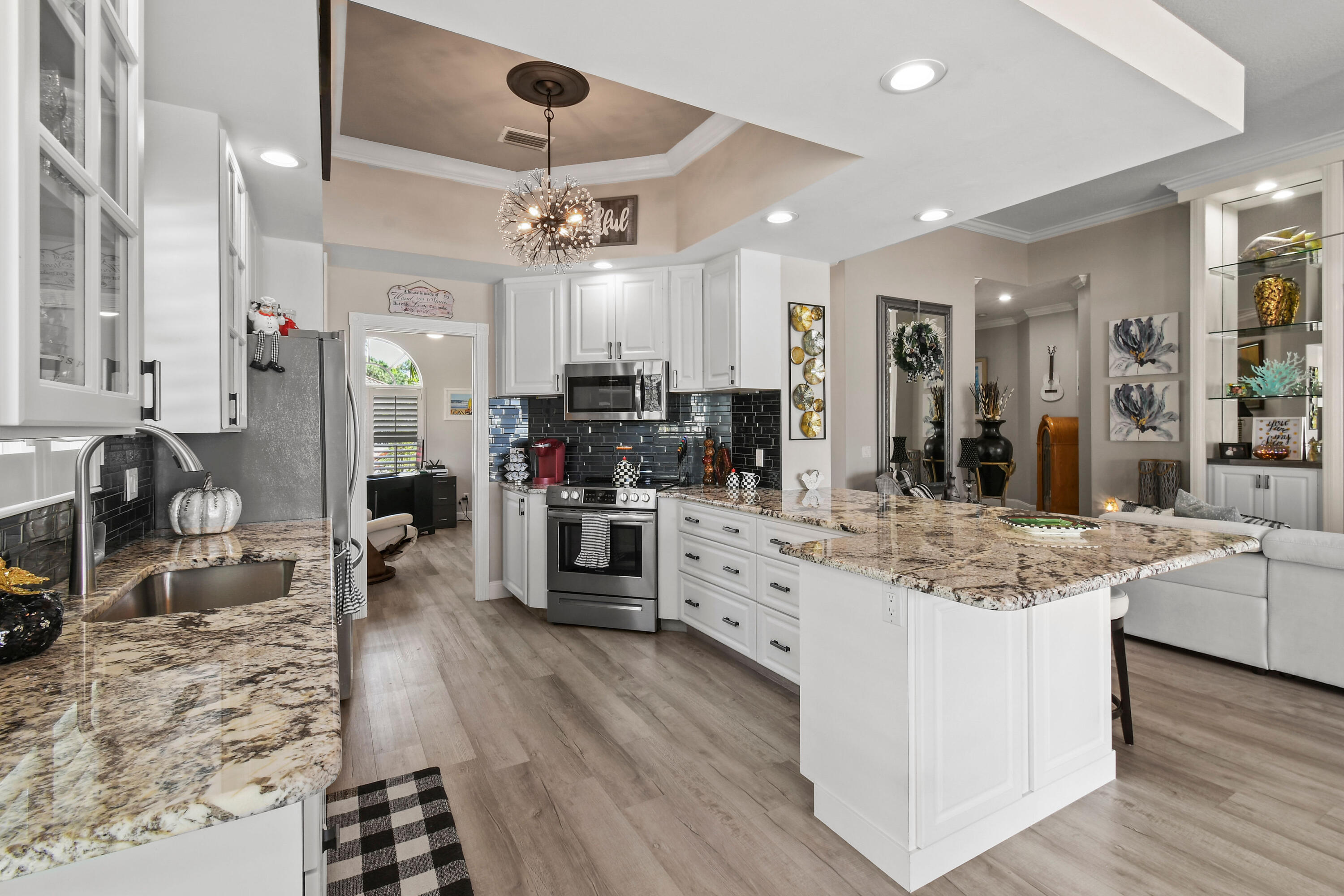 DOUBLE TREE - Residential