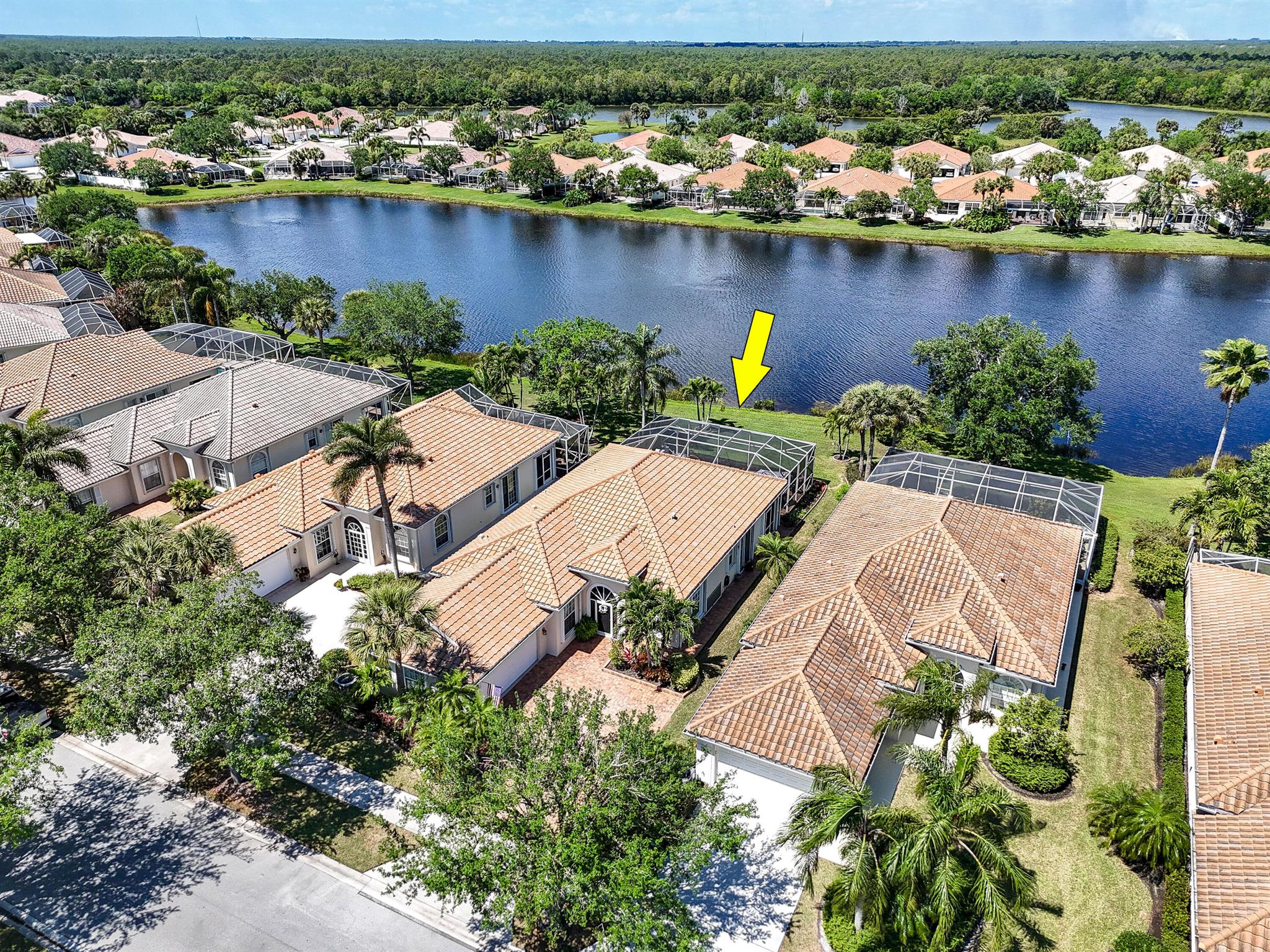 DOUBLE TREE - Residential