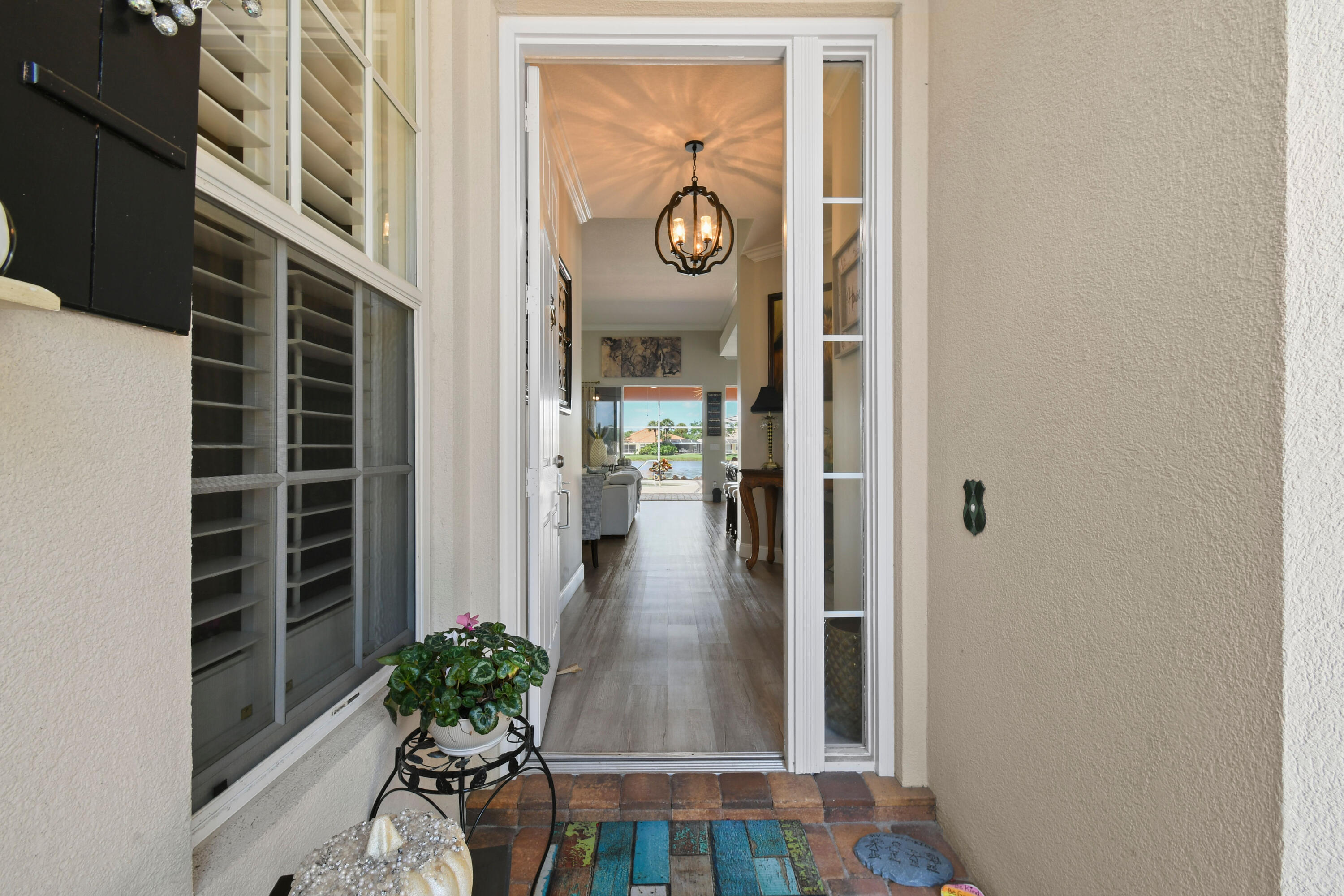 DOUBLE TREE - Residential