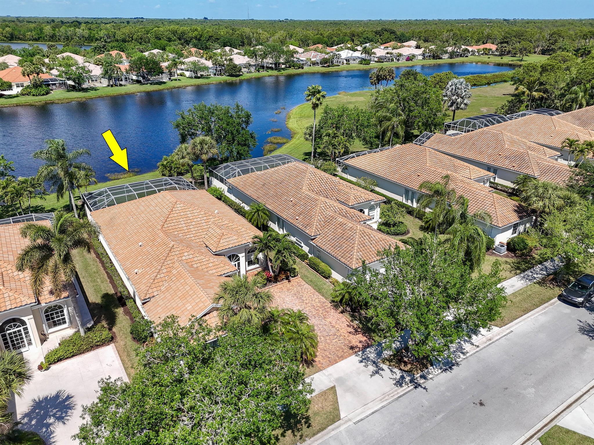 DOUBLE TREE - Residential