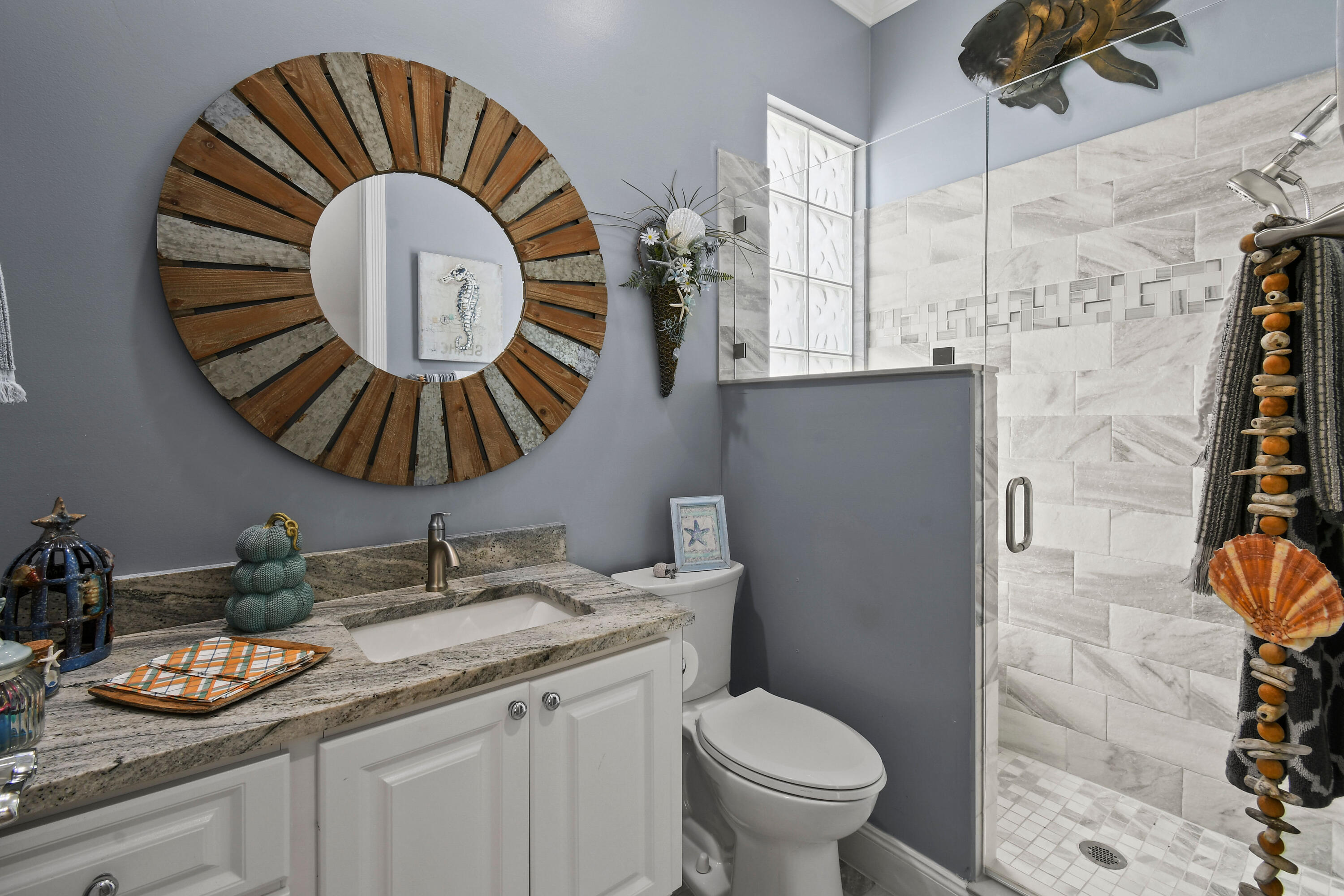 DOUBLE TREE - Residential