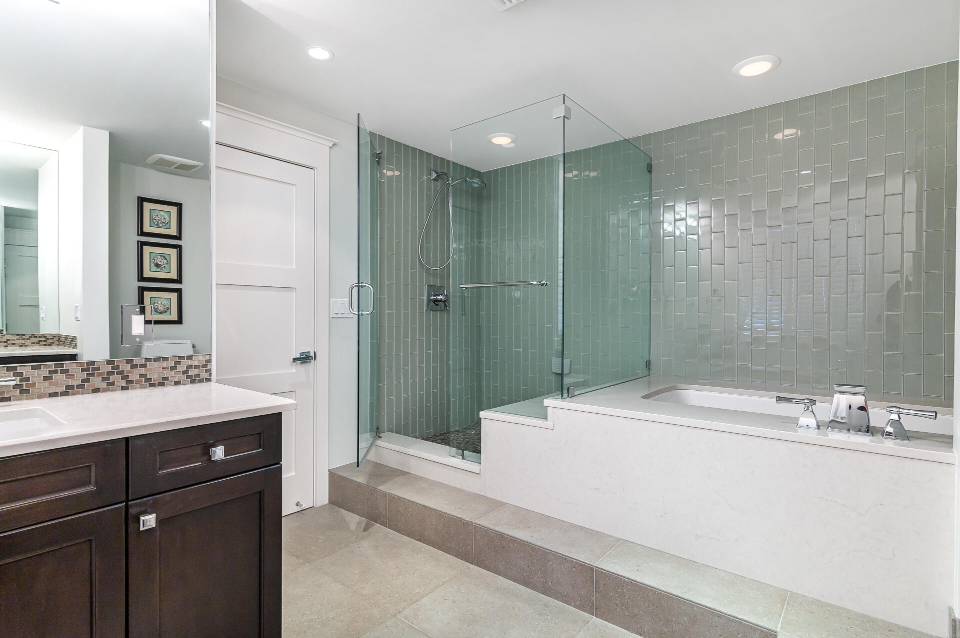 OCEANAGE CONDO - Residential