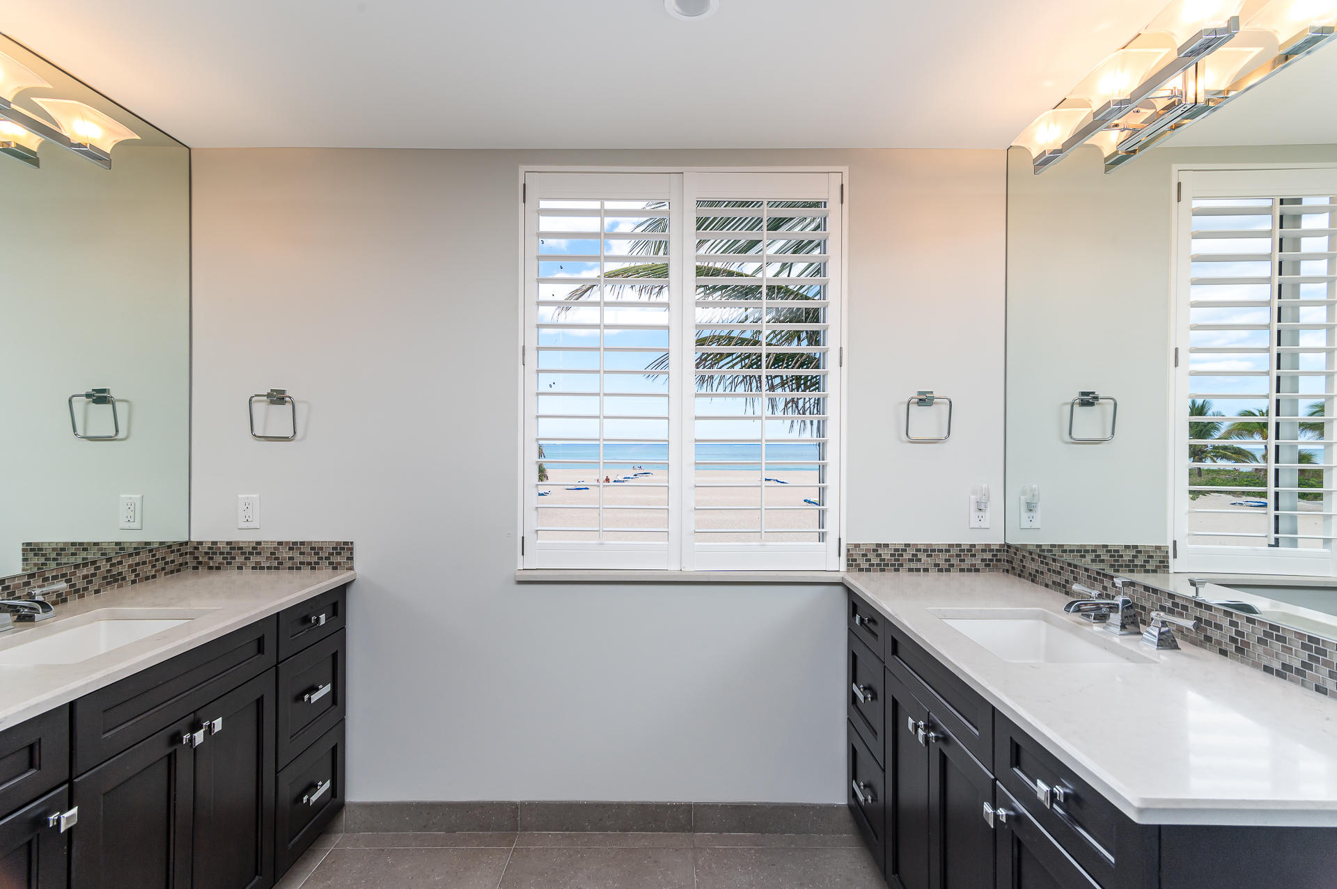 OCEANAGE CONDO - Residential