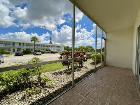 View photos, virtual tours, details... 379 Northampton S West Palm Beach FL 33417