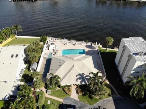 Condominium in Boynton Beach FL 632 Snug Harbor Drive Dr.jpg