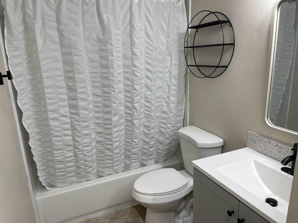 SEBASTIAN HIGHLANDS UNIT - Residential Income