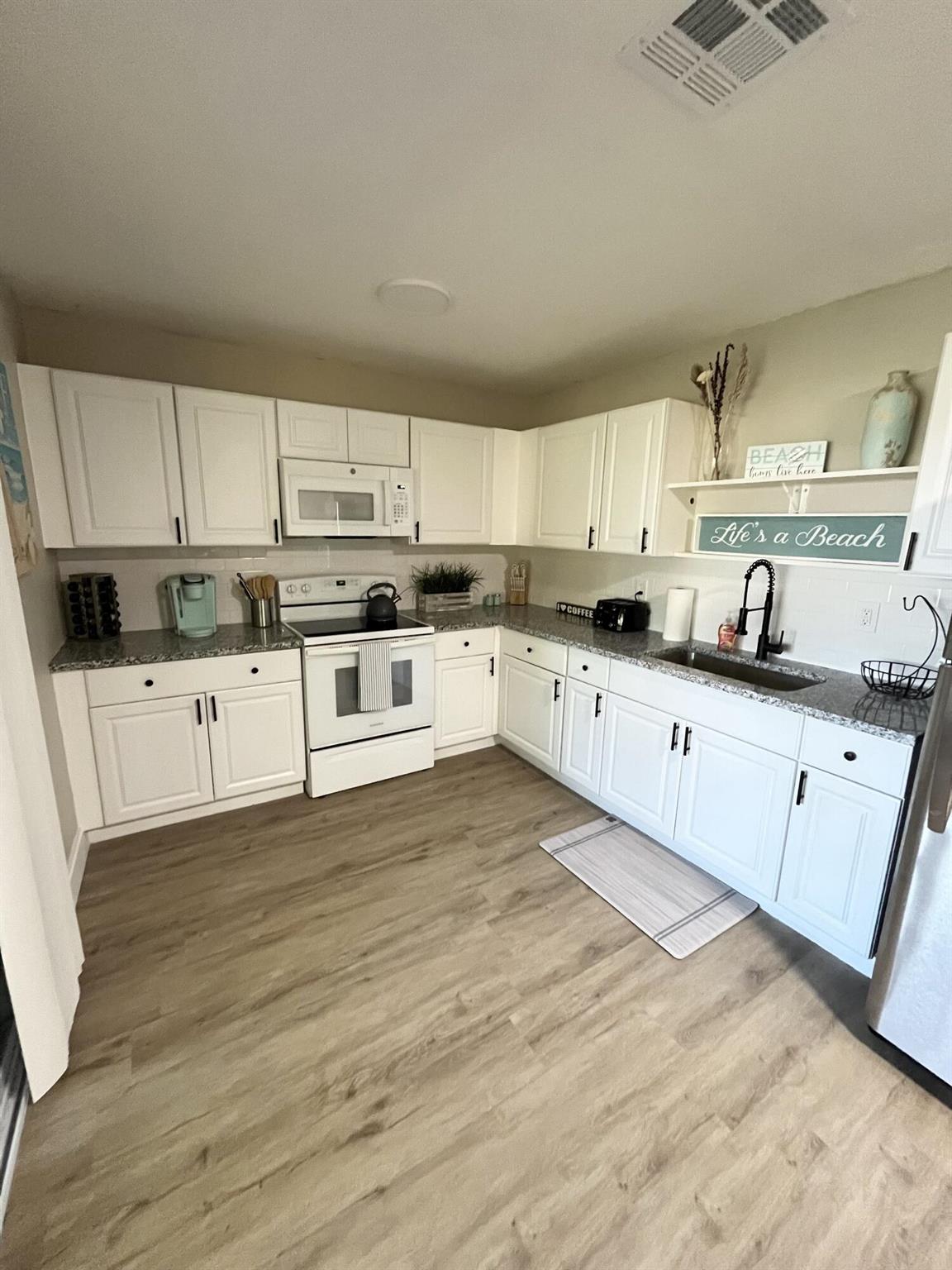 SEBASTIAN HIGHLANDS UNIT - Residential Income