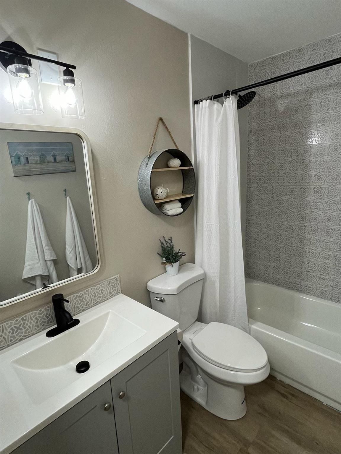 SEBASTIAN HIGHLANDS UNIT - Residential Income