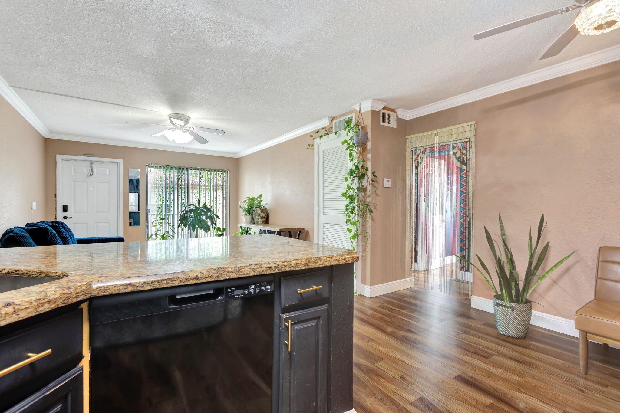 CYPRESS CREEK VILLAS - Residential