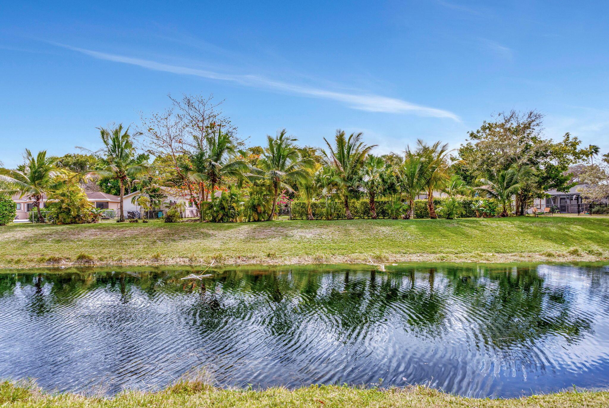 CYPRESS CREEK VILLAS - Residential