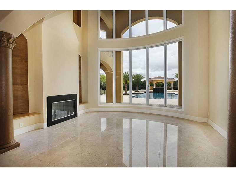 HUMPHRIES HIDEAWAY - Residential