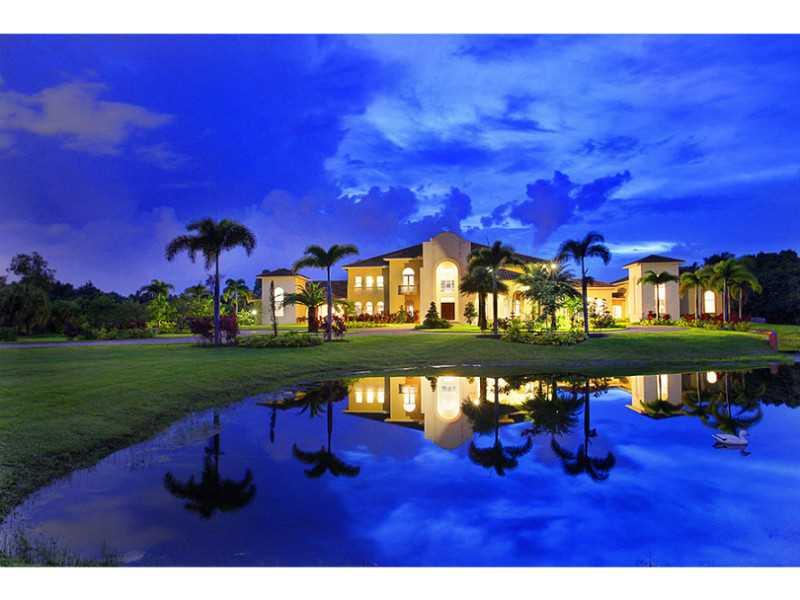 HUMPHRIES HIDEAWAY - Residential