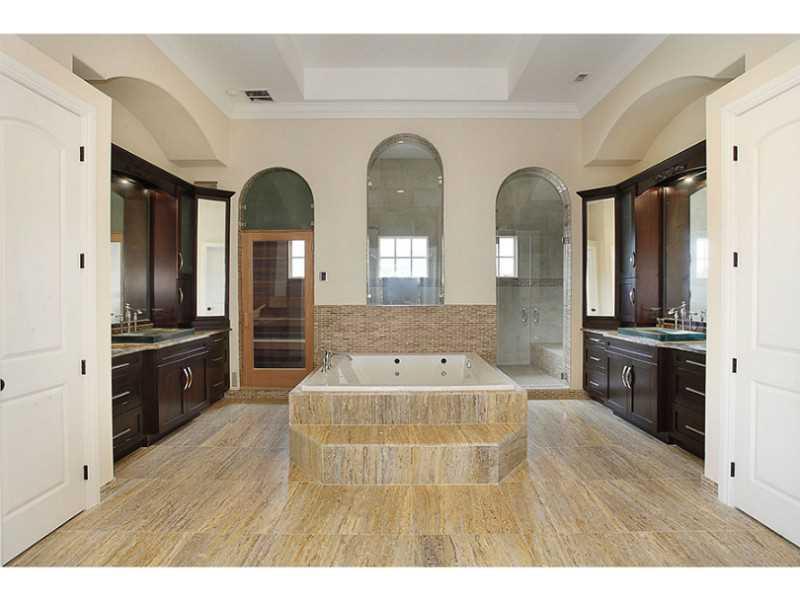 HUMPHRIES HIDEAWAY - Residential