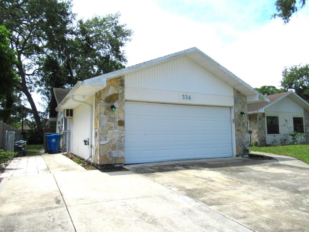 Photo of 334 Brookedge Terrace, Sebastian, FL 32958 (MLS # R11096486)