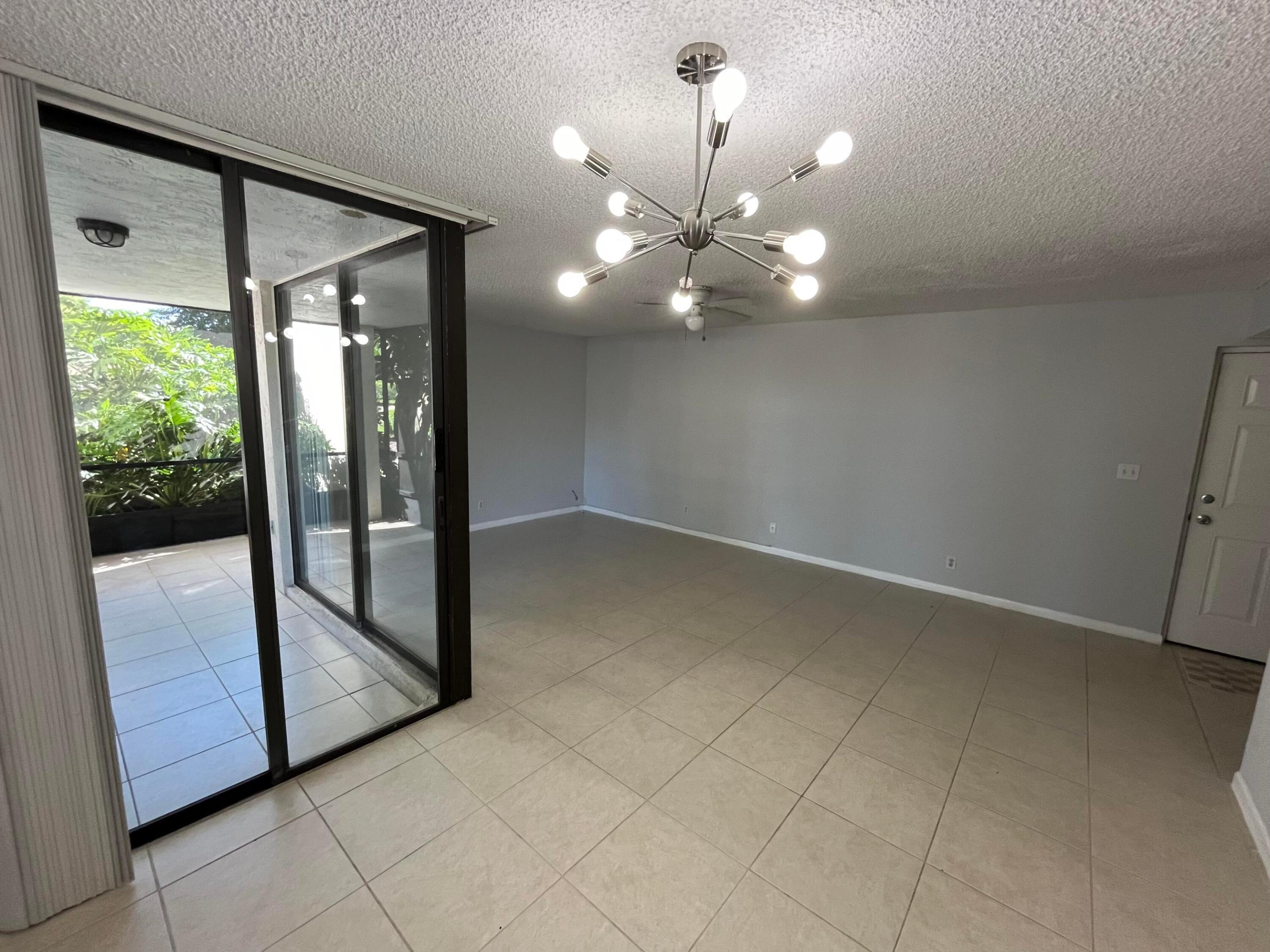 LAKESIDE CONDO - Residential Lease