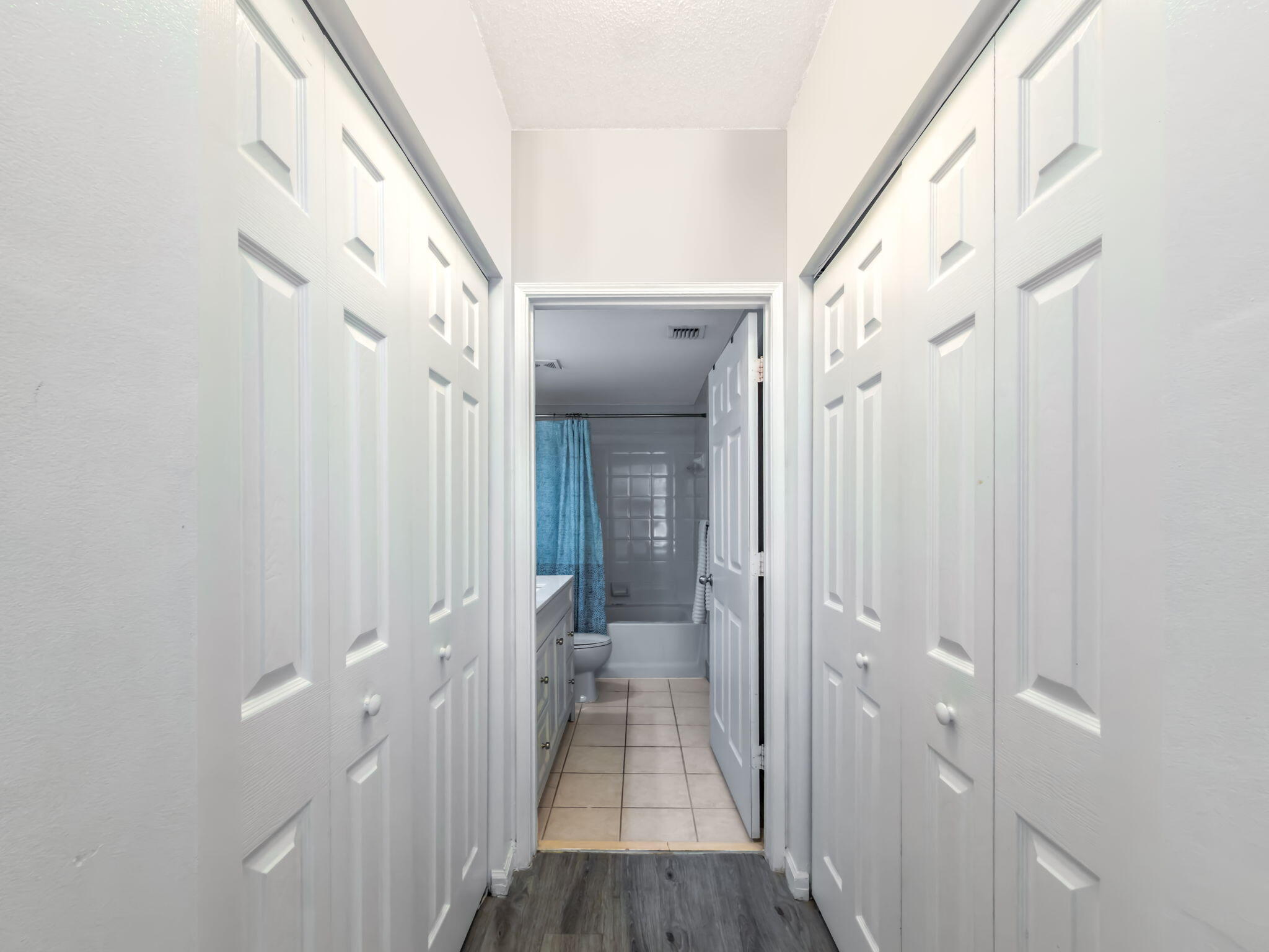 COURTYARDS IN CITYPLACE CONDO - Residential