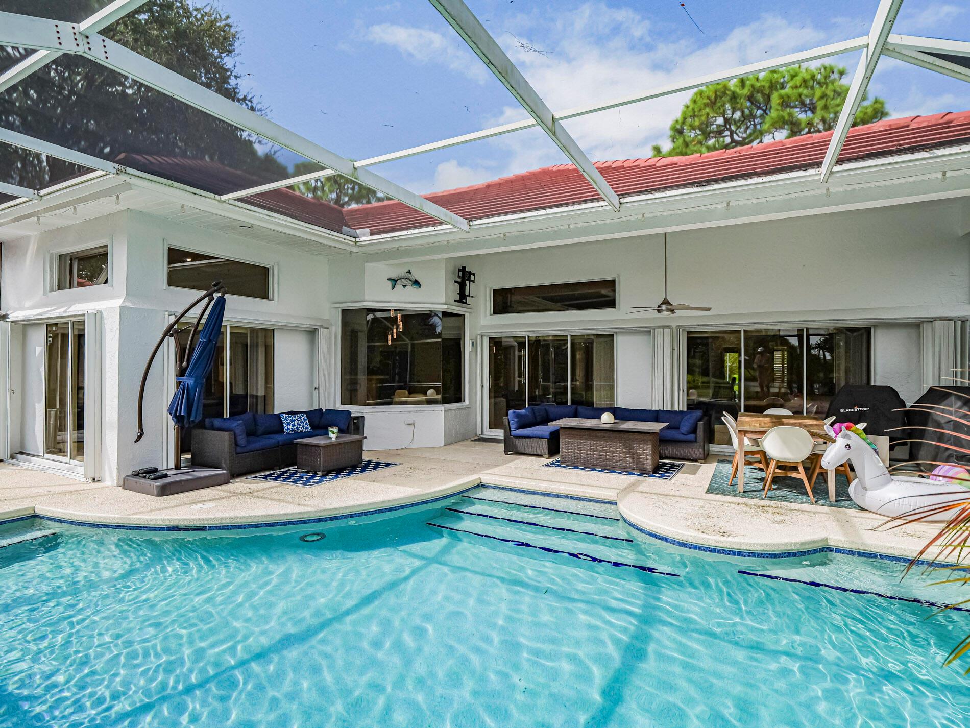 HARBOUR POINTE - Residential