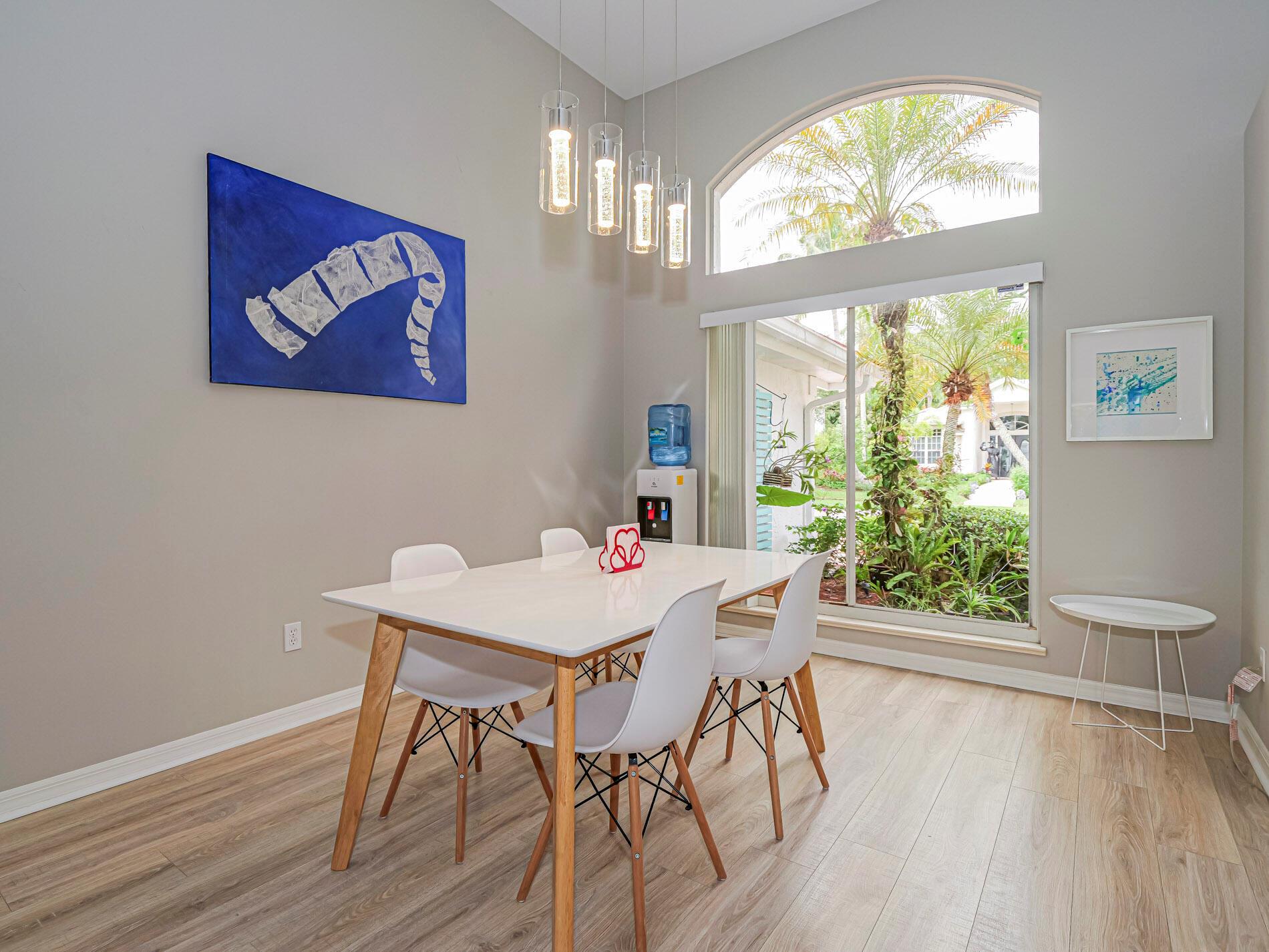 HARBOUR POINTE - Residential