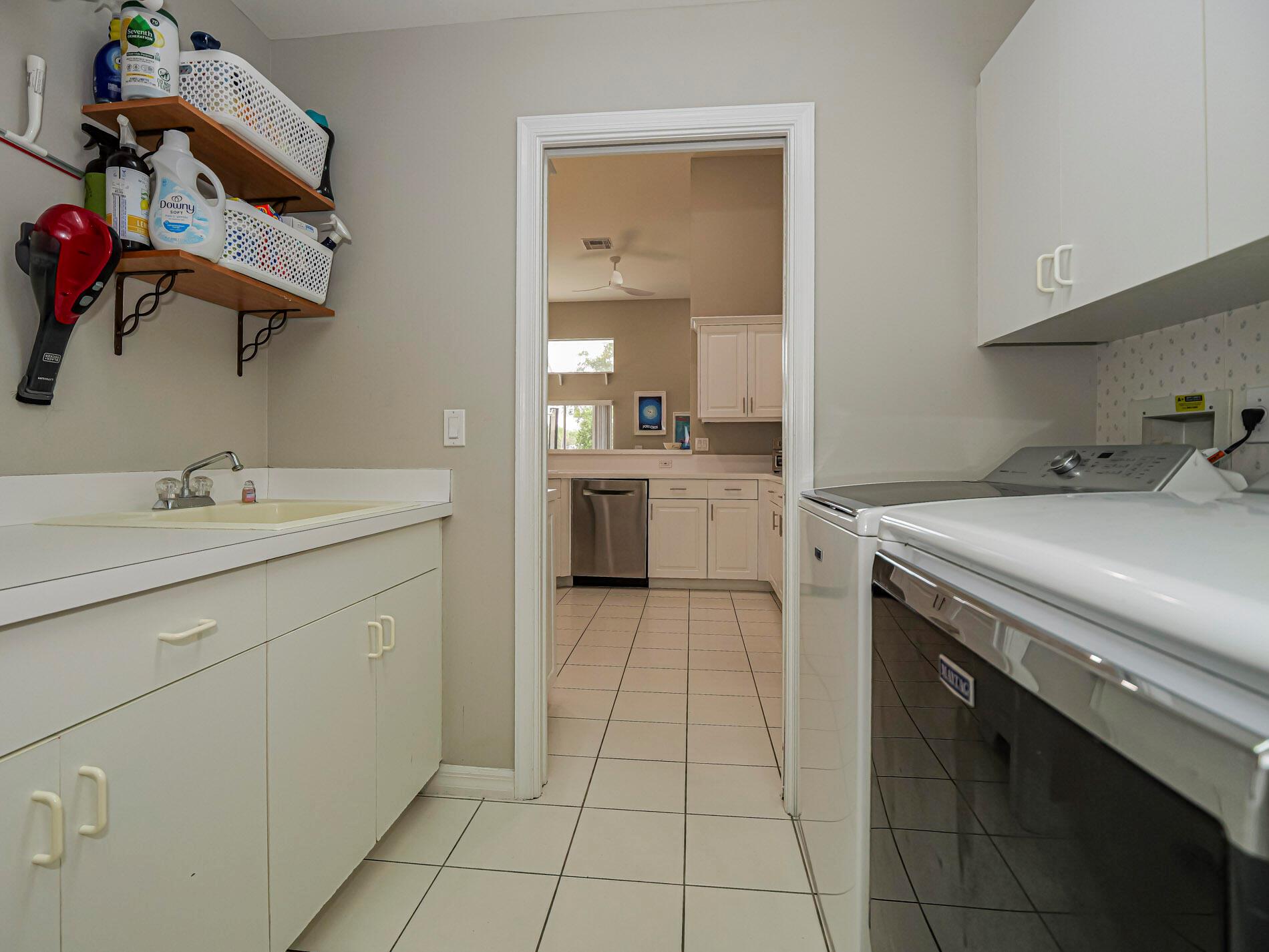 HARBOUR POINTE - Residential