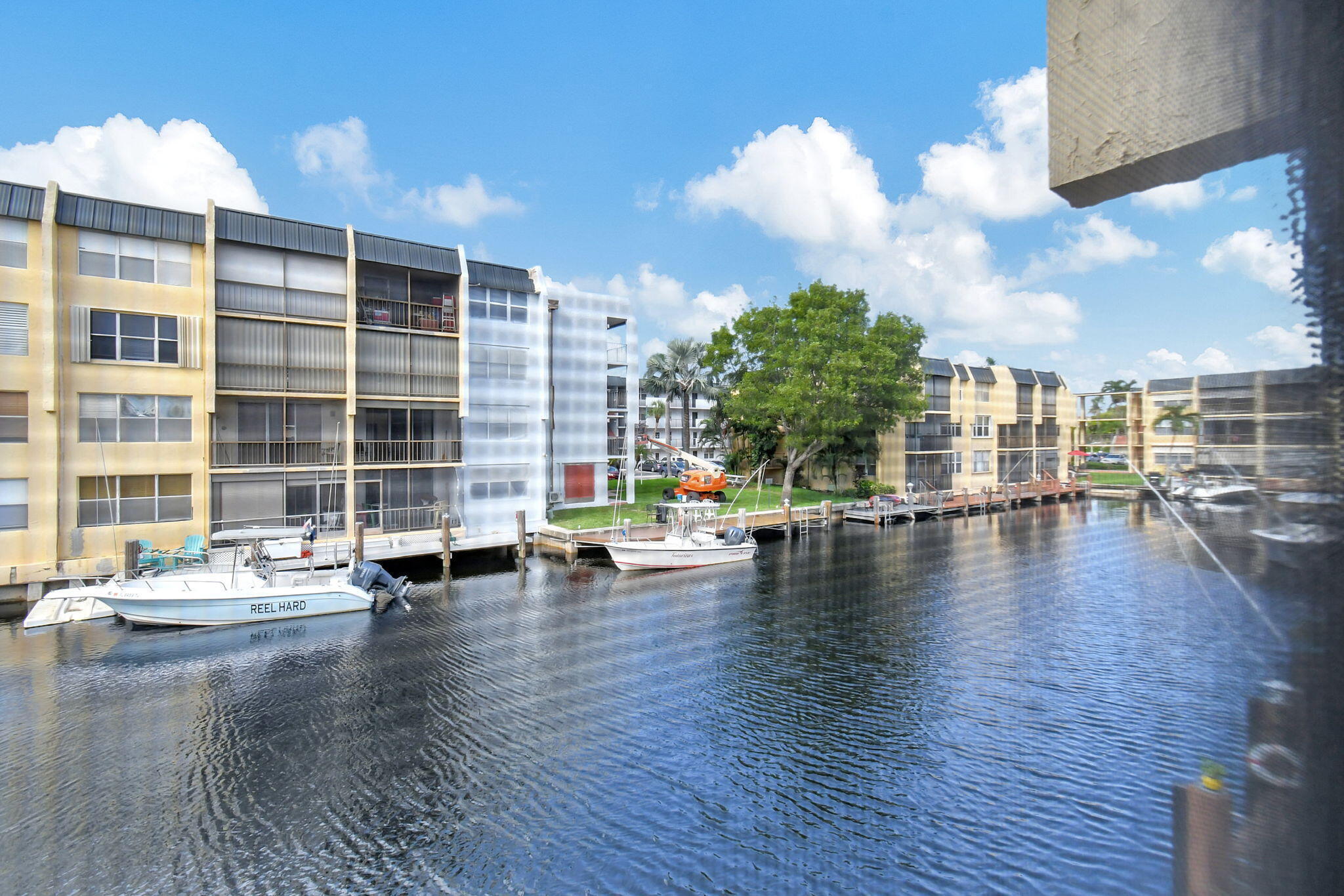 ISLAND CLUB ONE CONDO - Residential