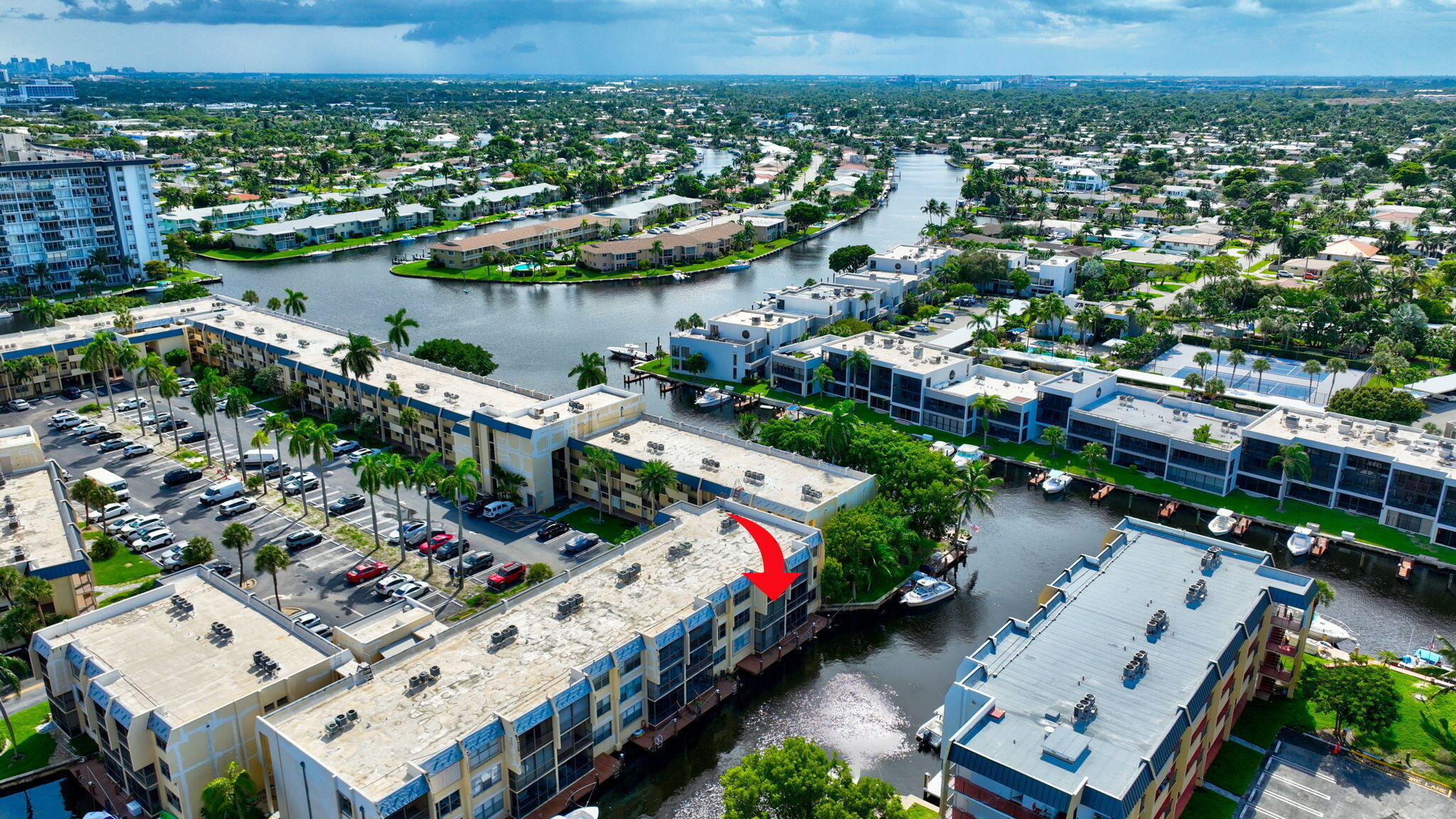 ISLAND CLUB ONE CONDO - Residential