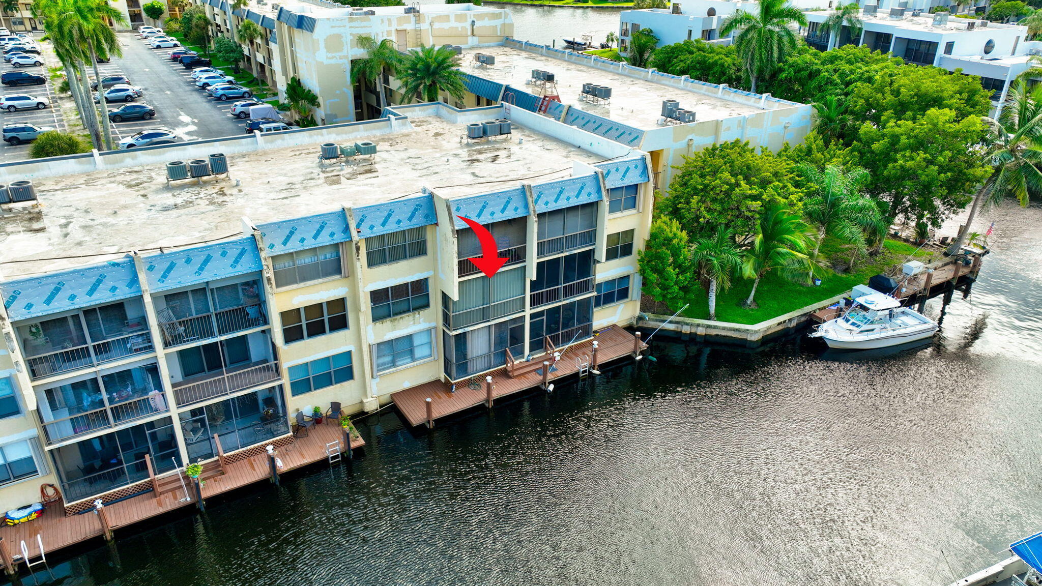 ISLAND CLUB ONE CONDO - Residential