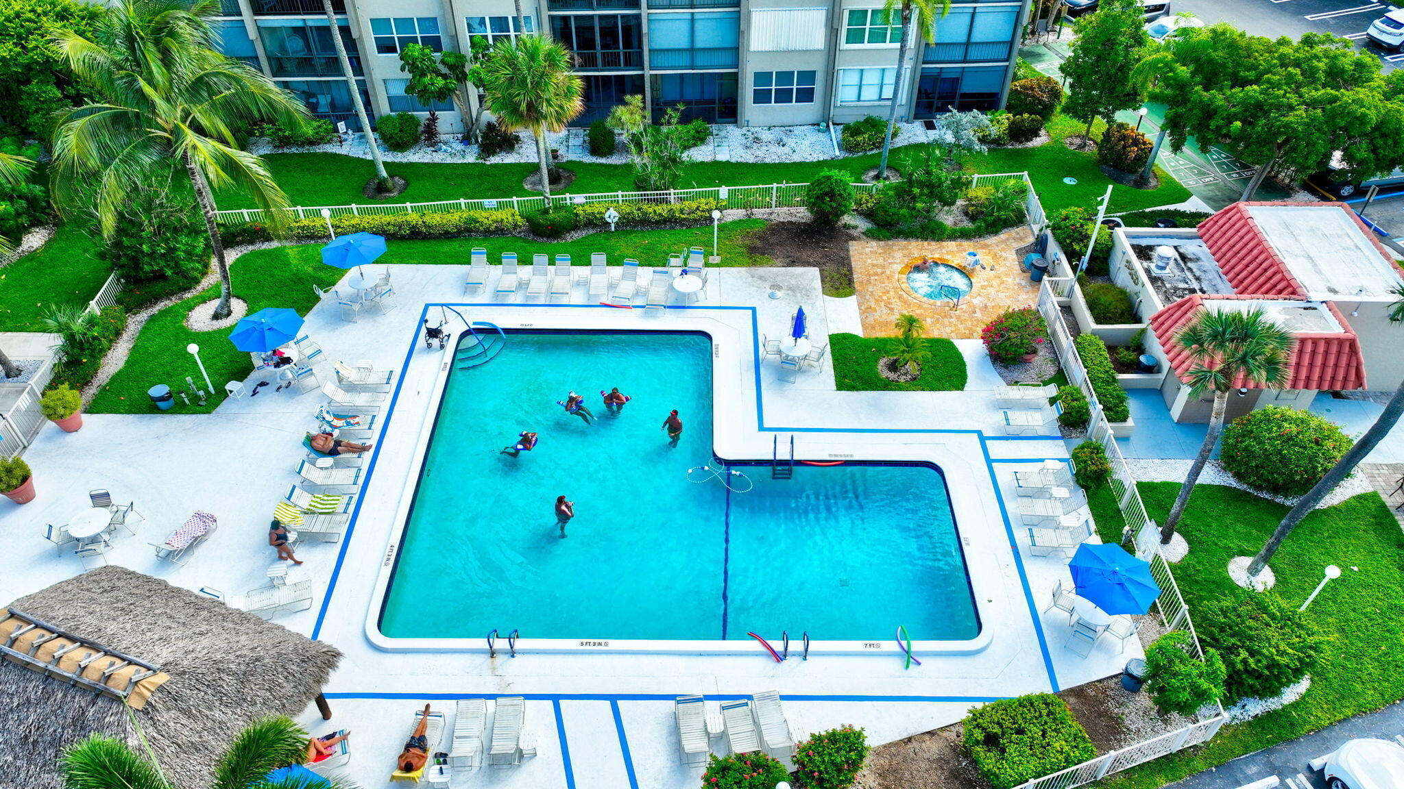 ISLAND CLUB ONE CONDO - Residential