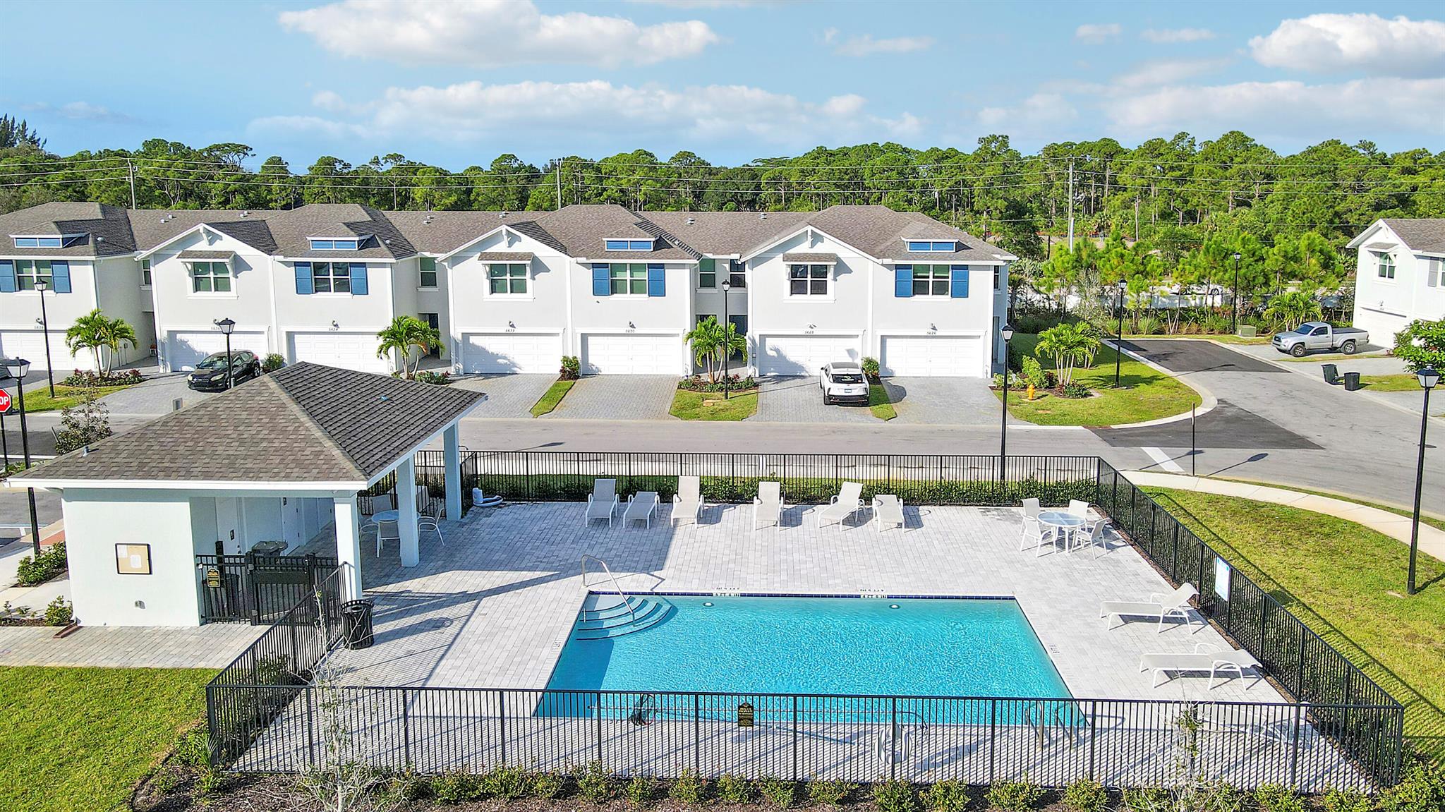 Edgewater Pointe - Residential Lease
