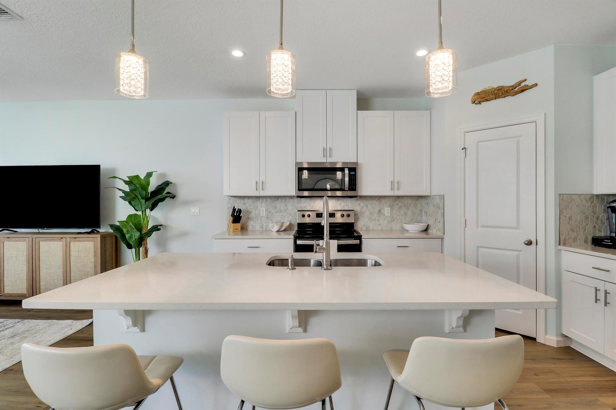 Edgewater Pointe - Residential Lease