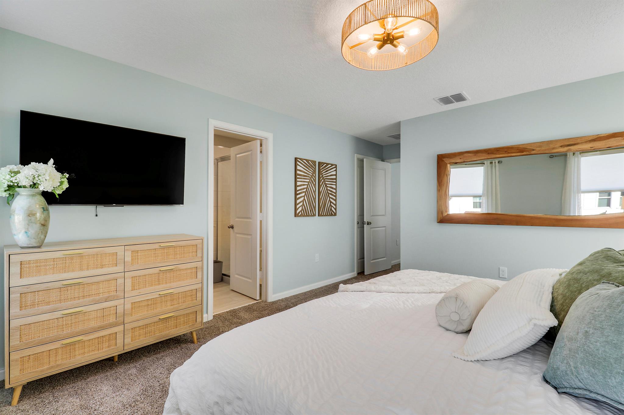 Edgewater Pointe - Residential Lease