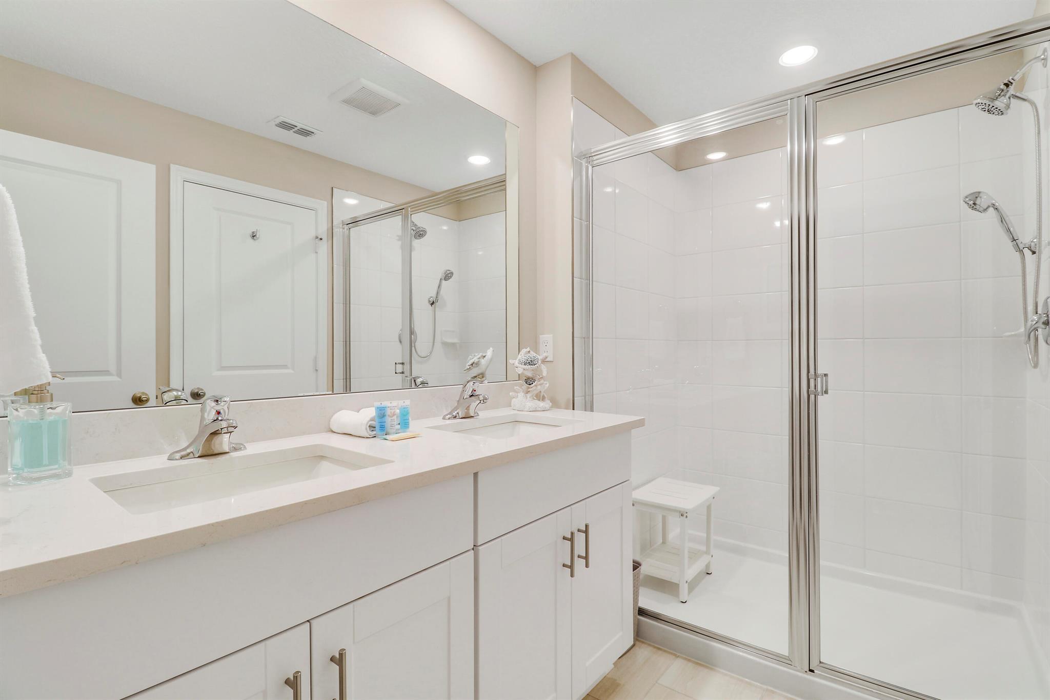 Edgewater Pointe - Residential Lease