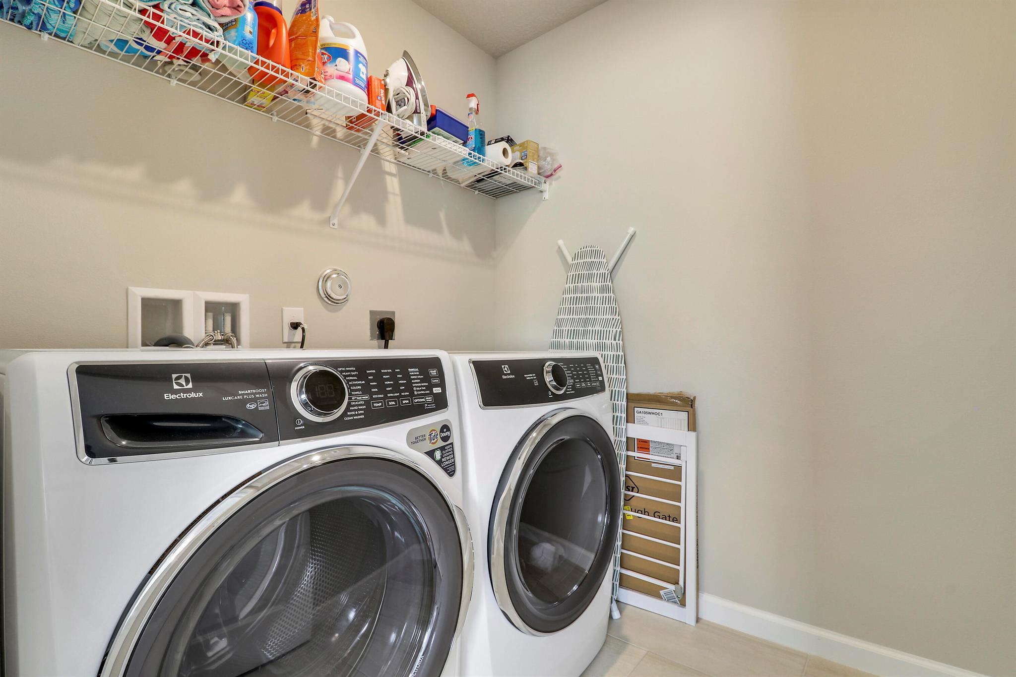 Edgewater Pointe - Residential Lease
