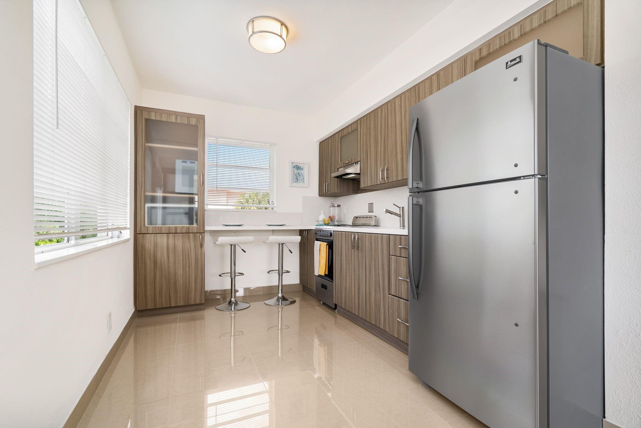 620 NE 2nd Ct 202