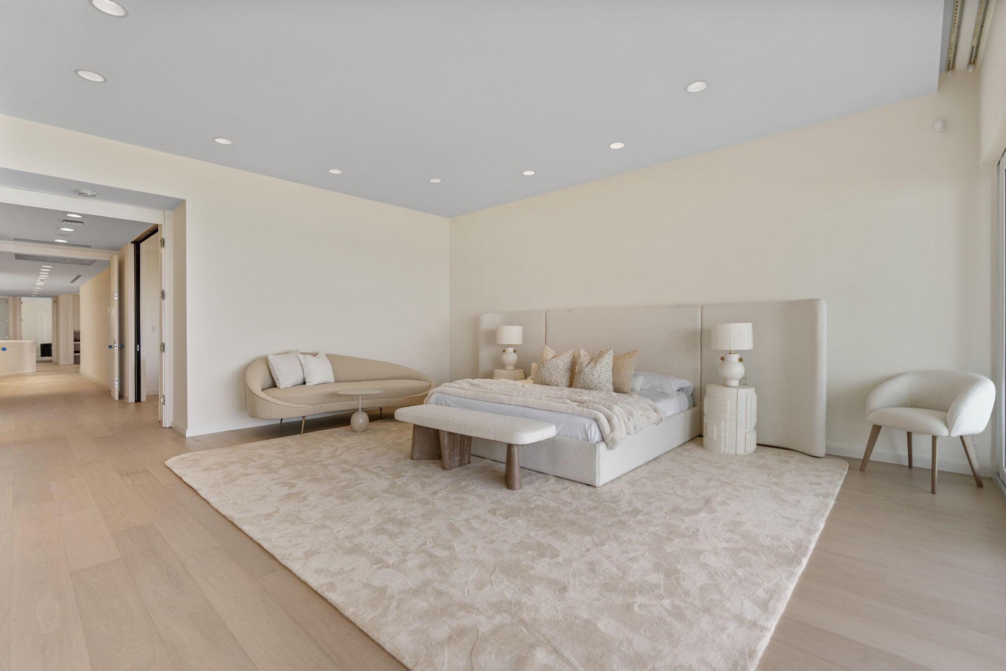 RESIDENCES AT SLOANS CURV - Residential