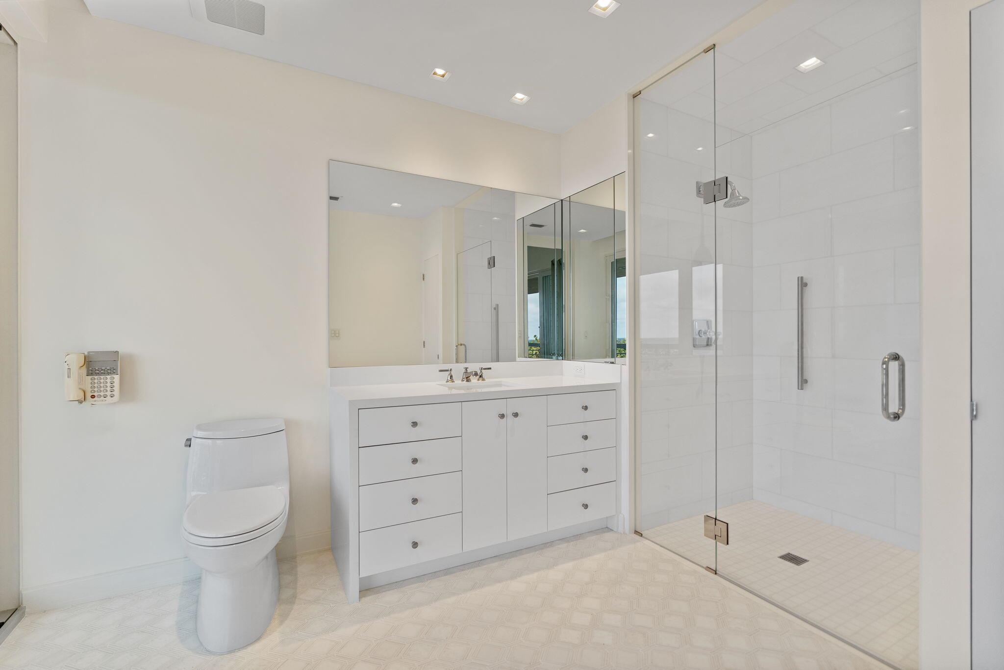 RESIDENCES AT SLOANS CURV - Residential