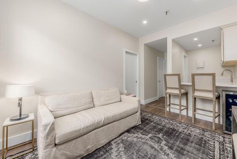 235 Sunrise Avenue 2211 Palm Beach FL 33480