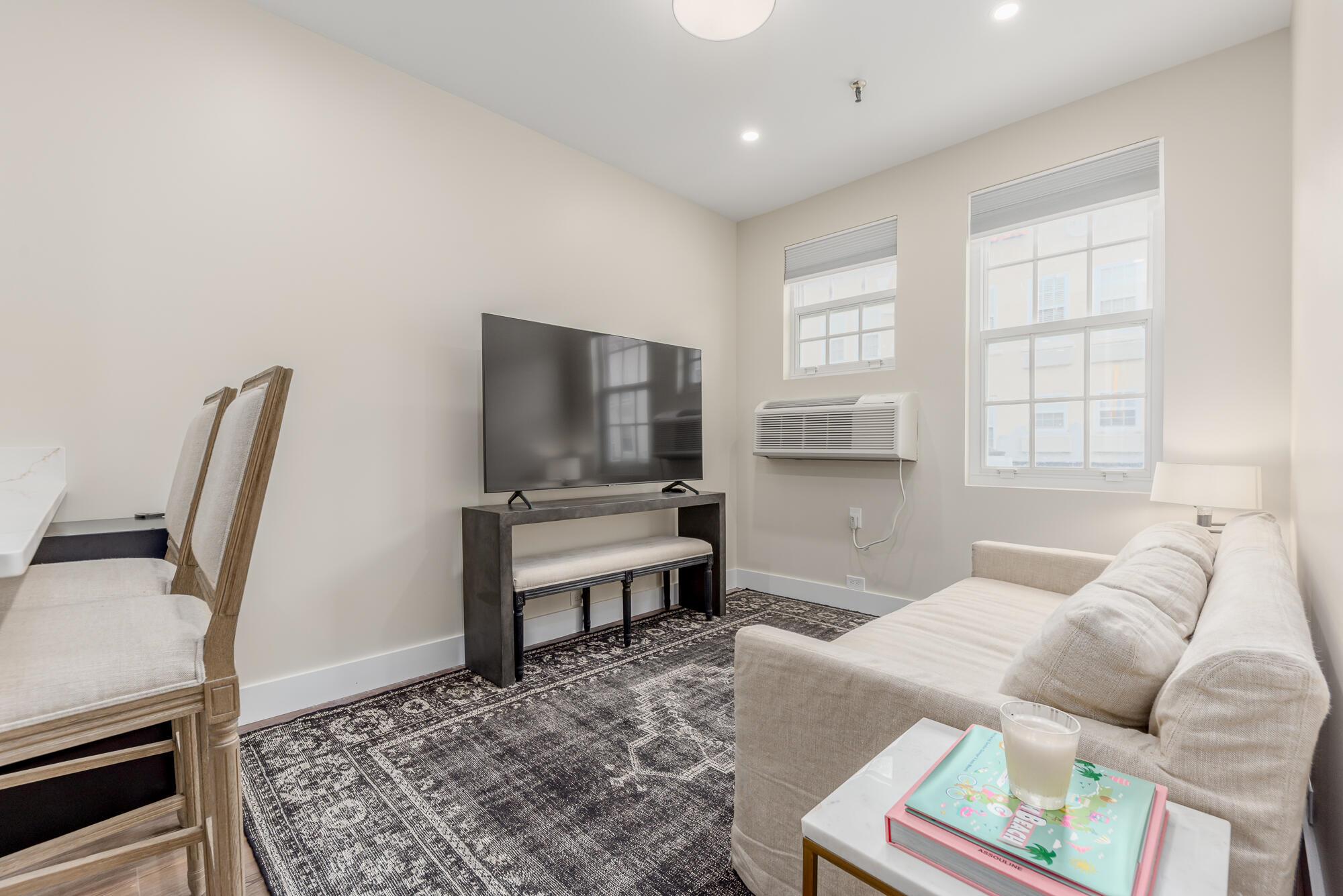 235 Sunrise Avenue 2211