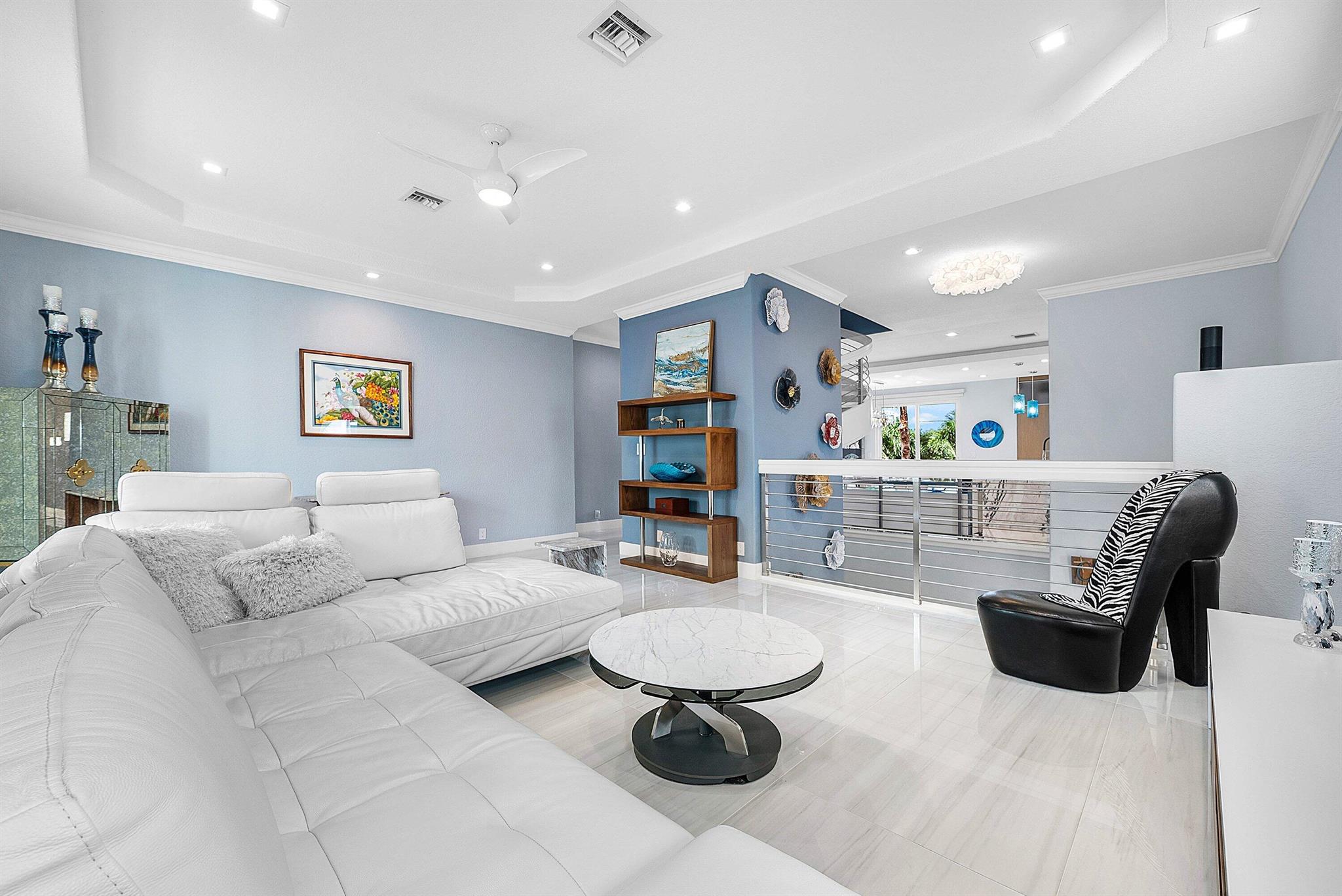 HILLSBORO SHORES SEC - Residential