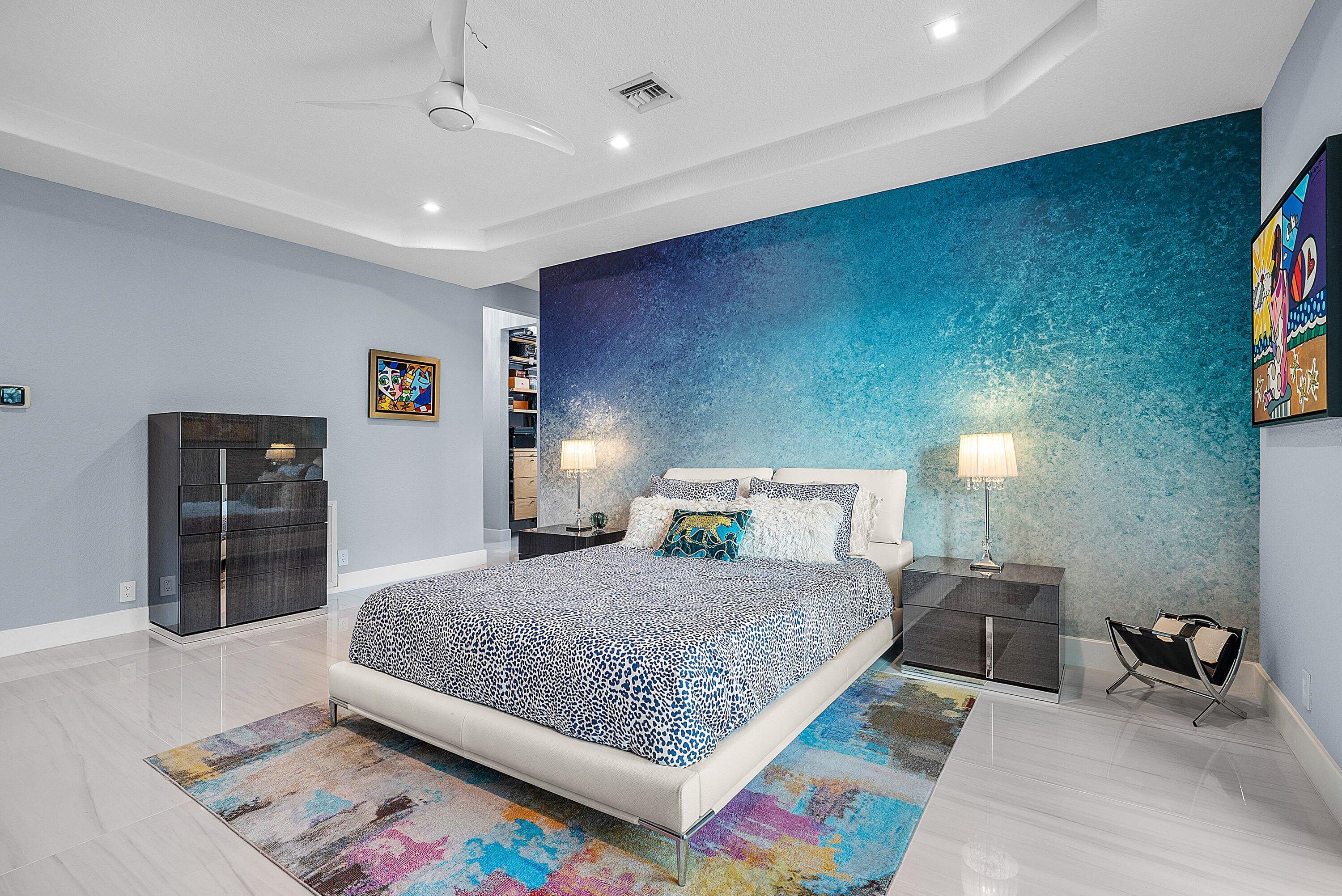 HILLSBORO SHORES SEC - Residential