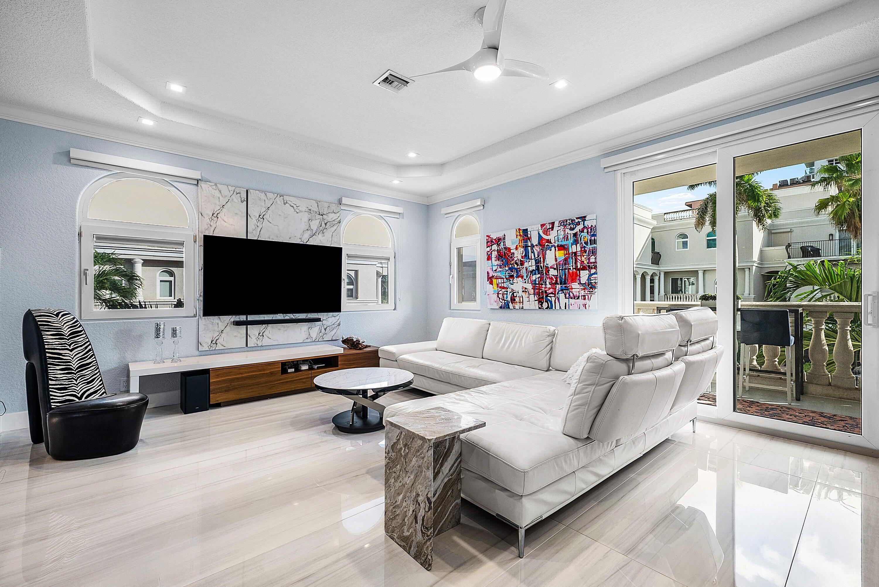 HILLSBORO SHORES SEC - Residential