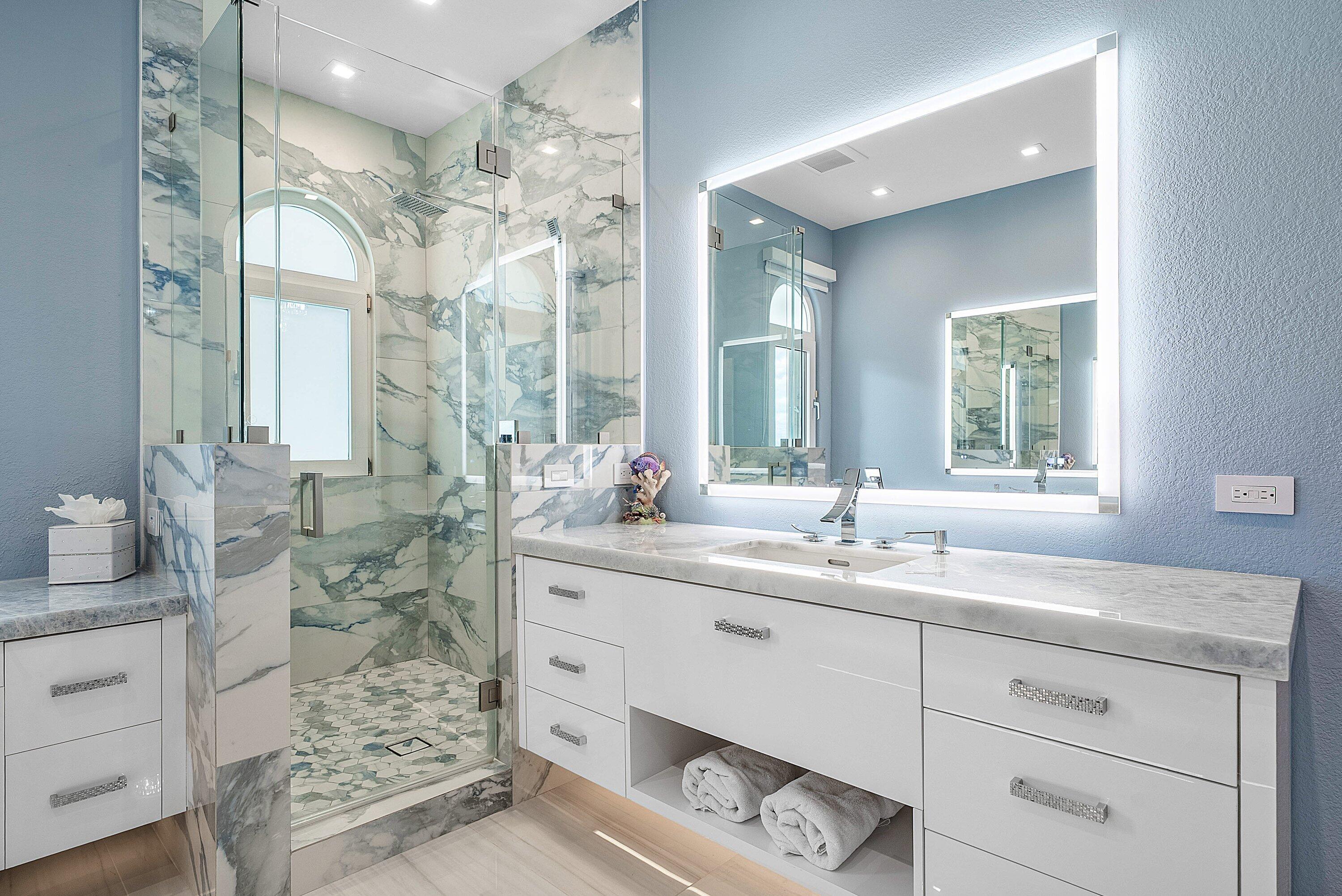 HILLSBORO SHORES SEC - Residential