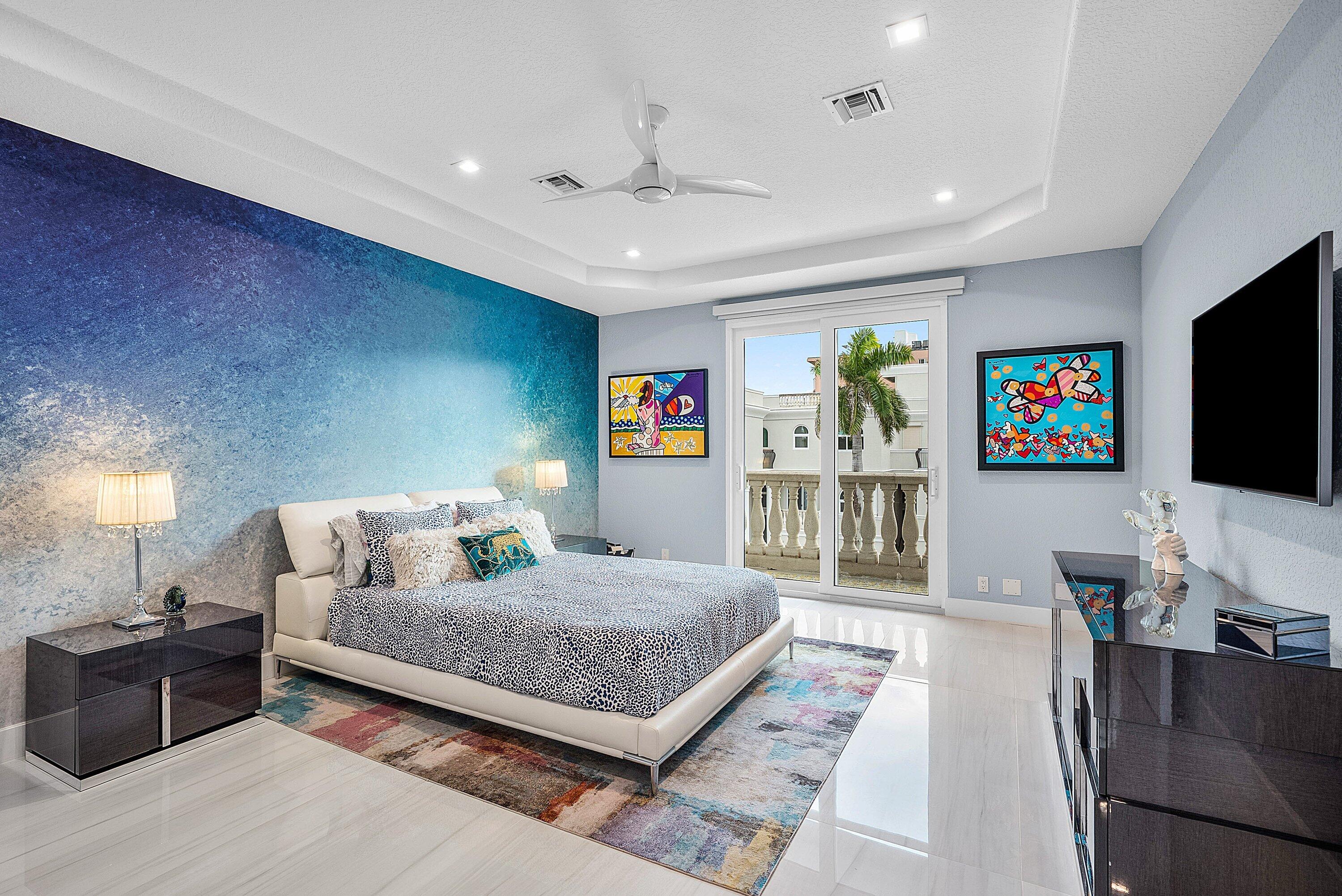 HILLSBORO SHORES SEC - Residential