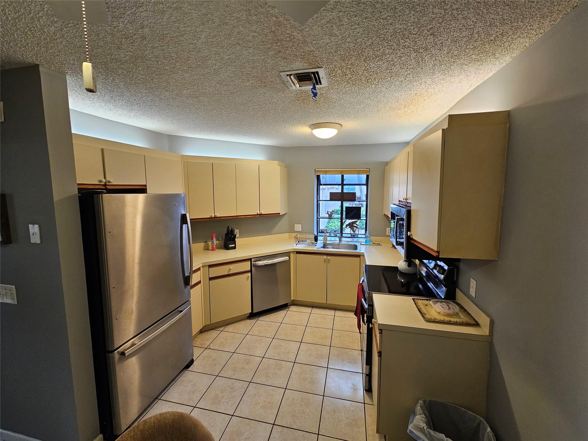 5203 Europa Dr G