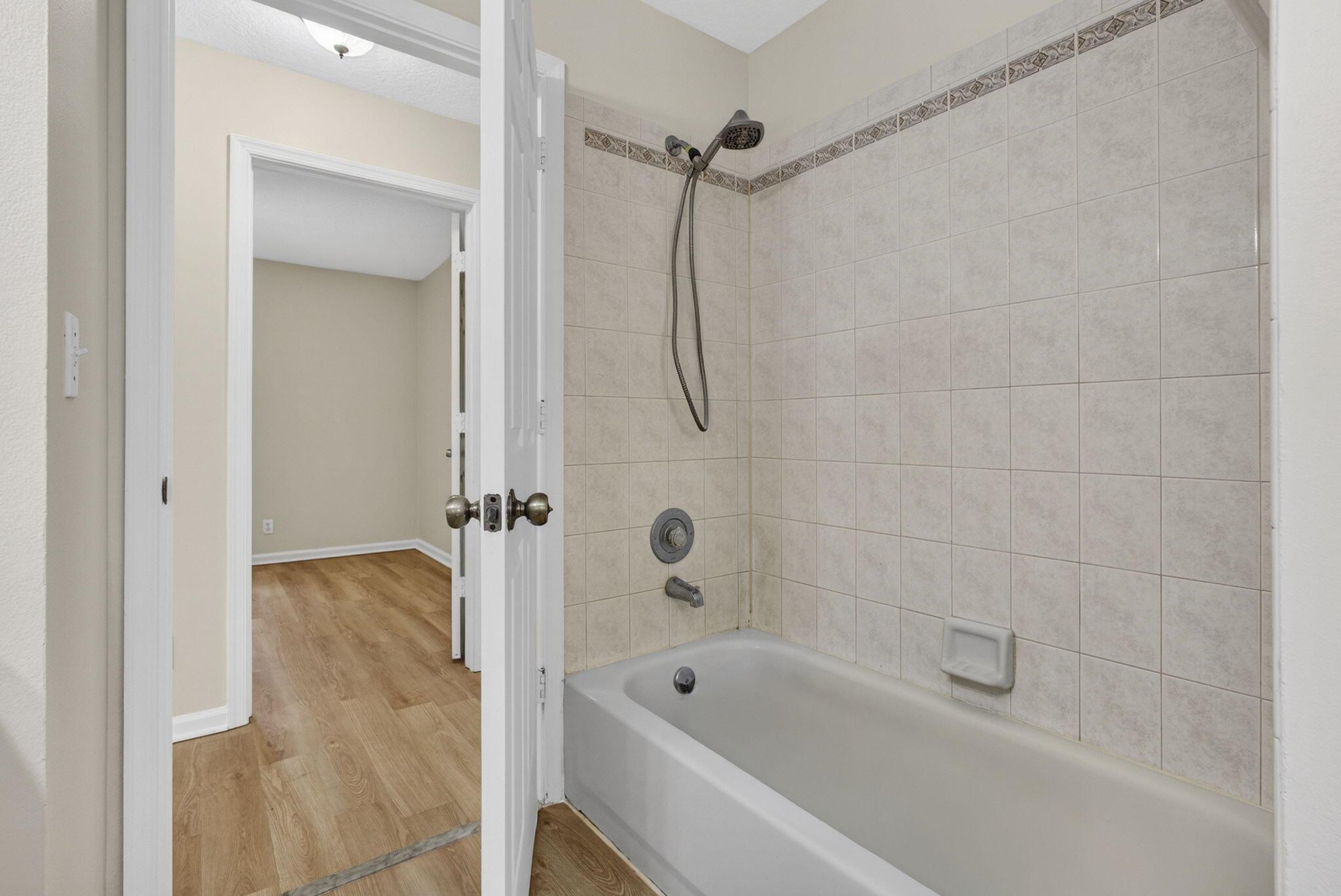 LOXAHATCHEE ACREAGE - Residential