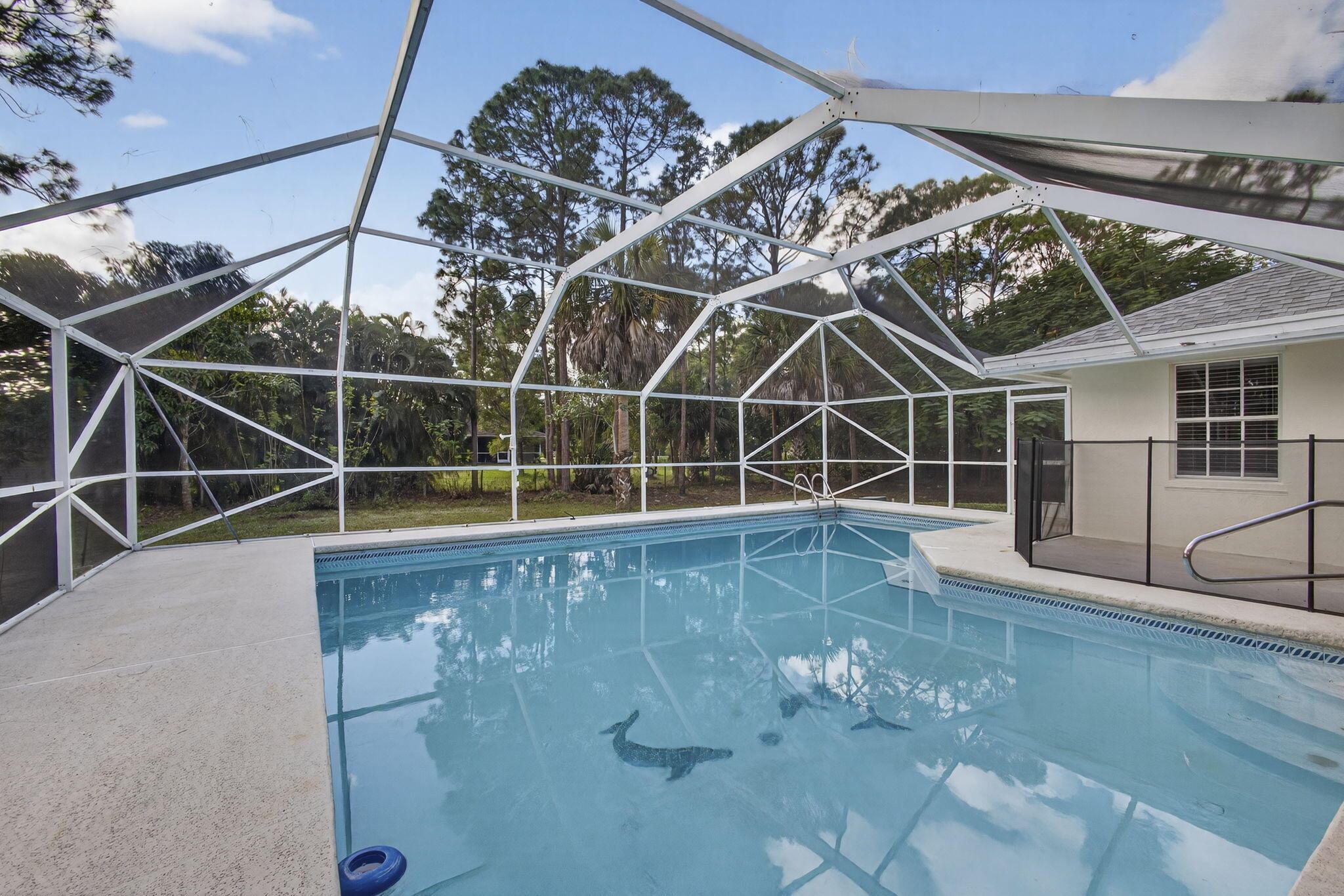 LOXAHATCHEE ACREAGE - Residential