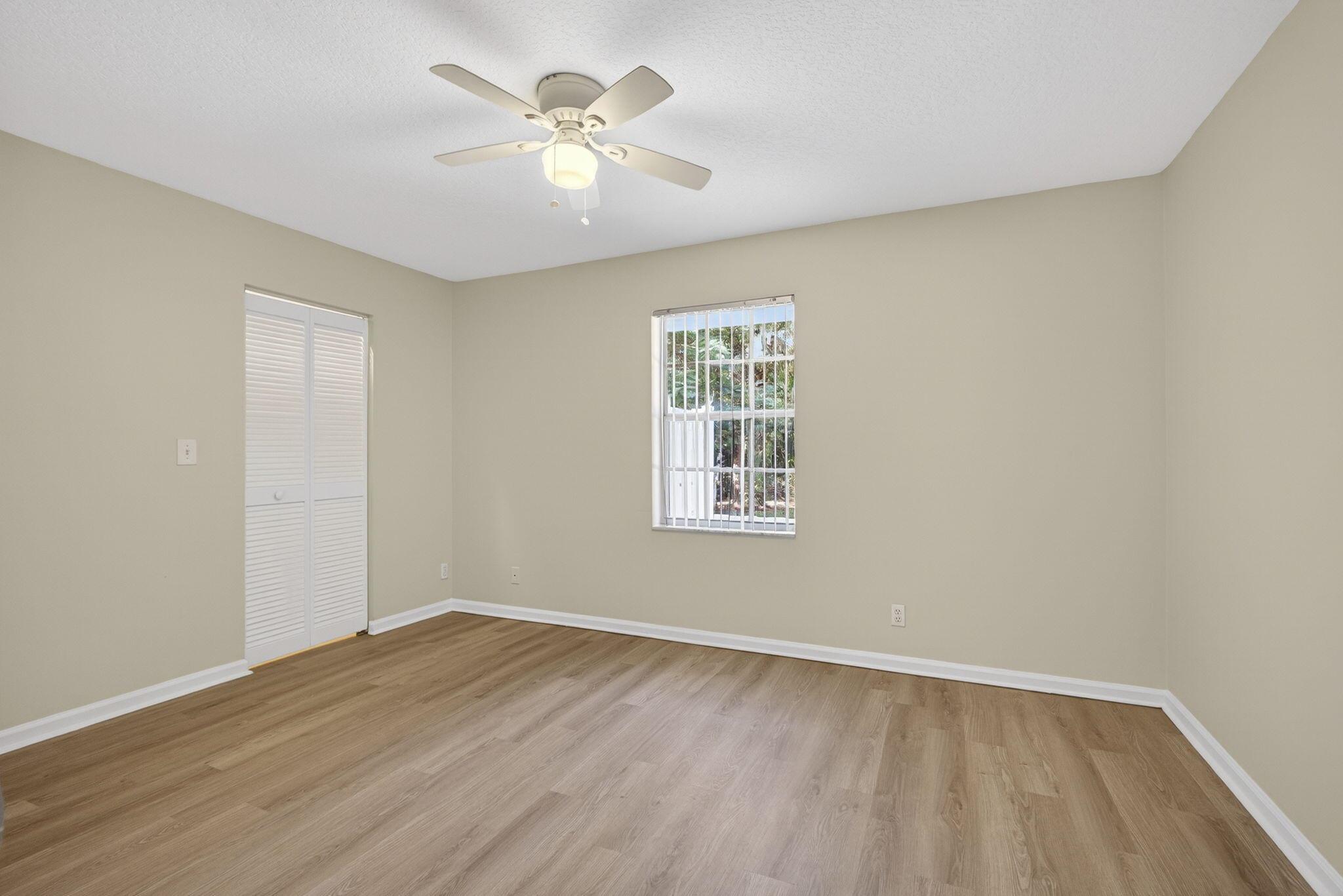 LOXAHATCHEE ACREAGE - Residential